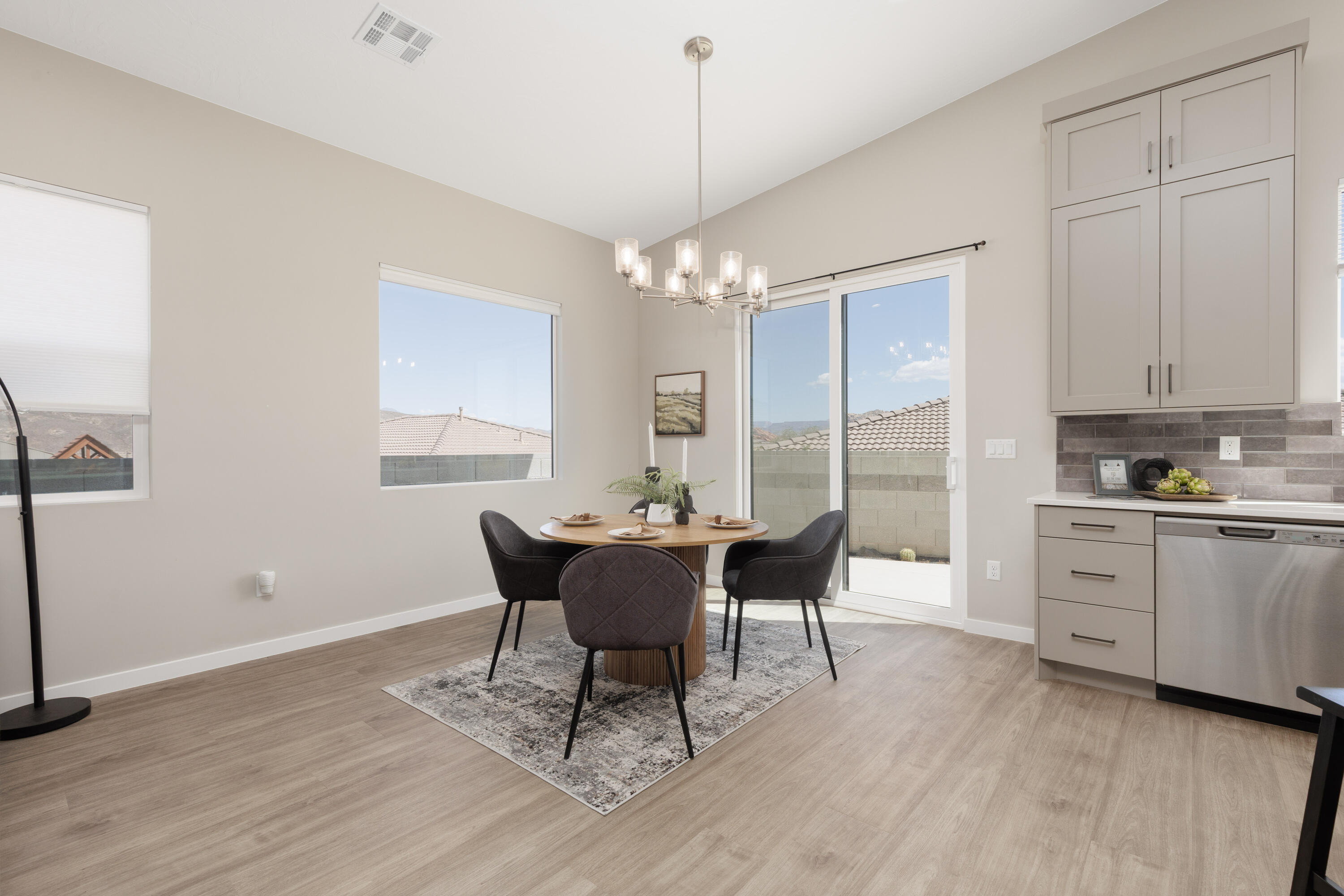PEREGRINE POINTE WEST - Residential