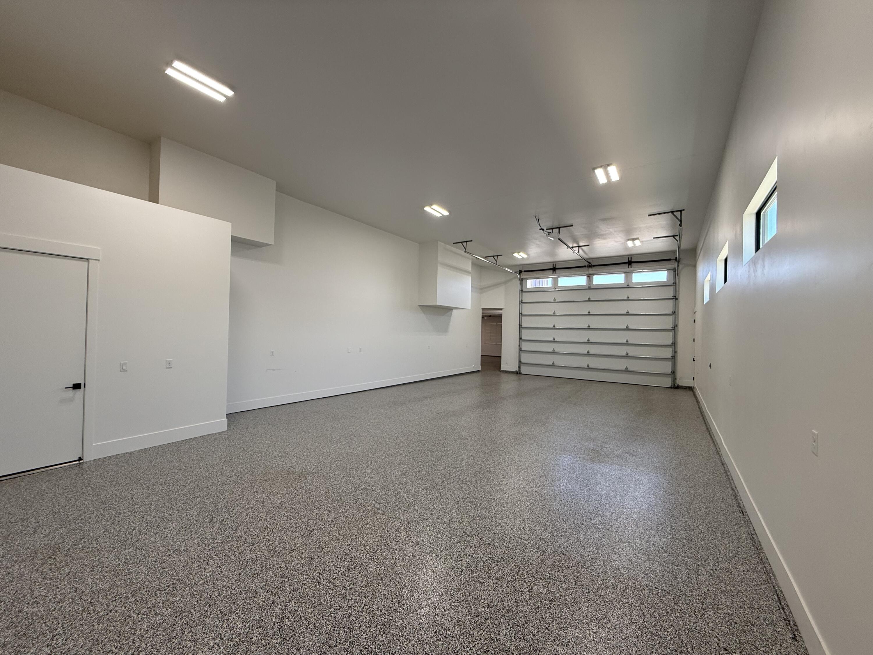 QUEENSRIDGE - Residential