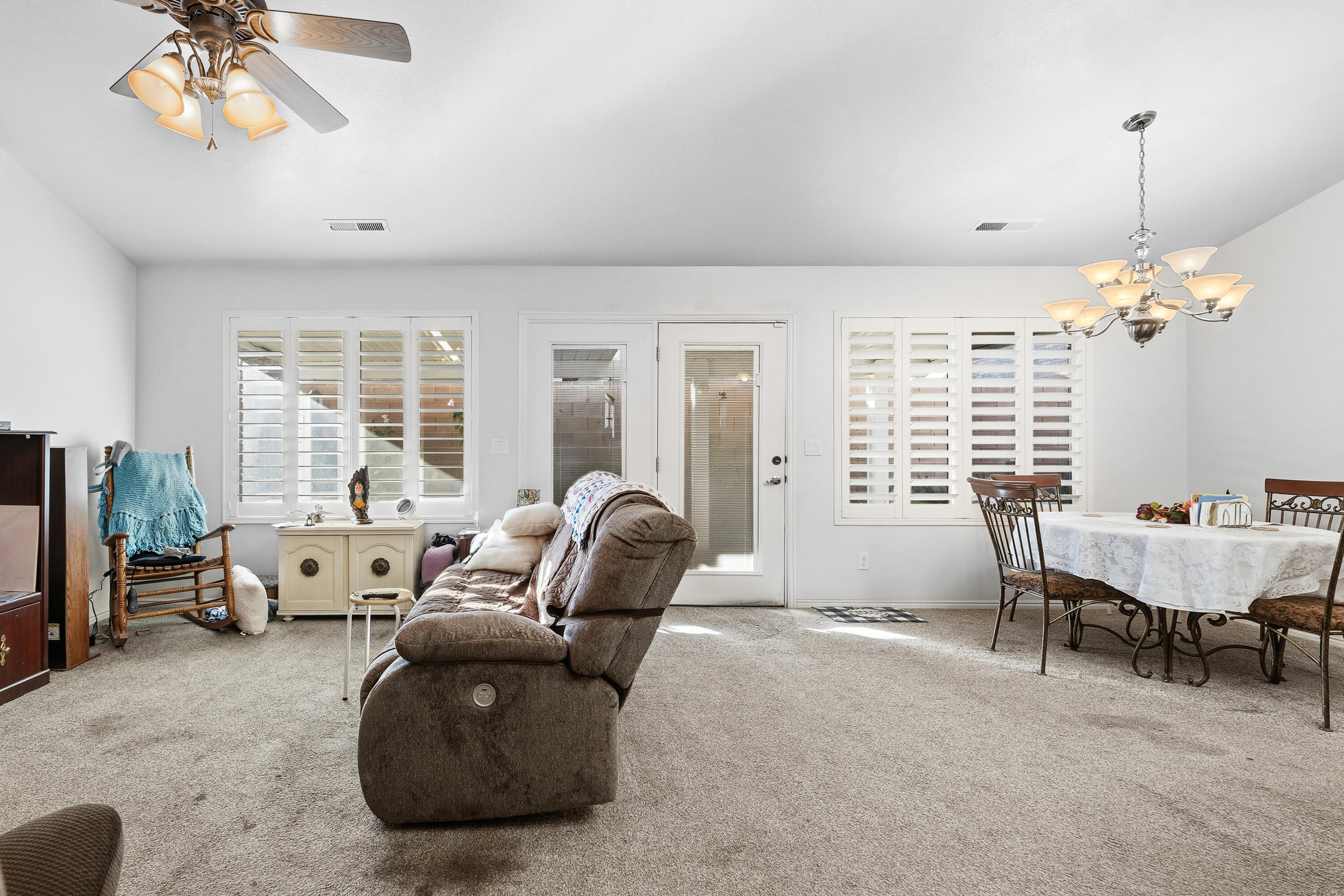 FOX BOROUGH - Residential