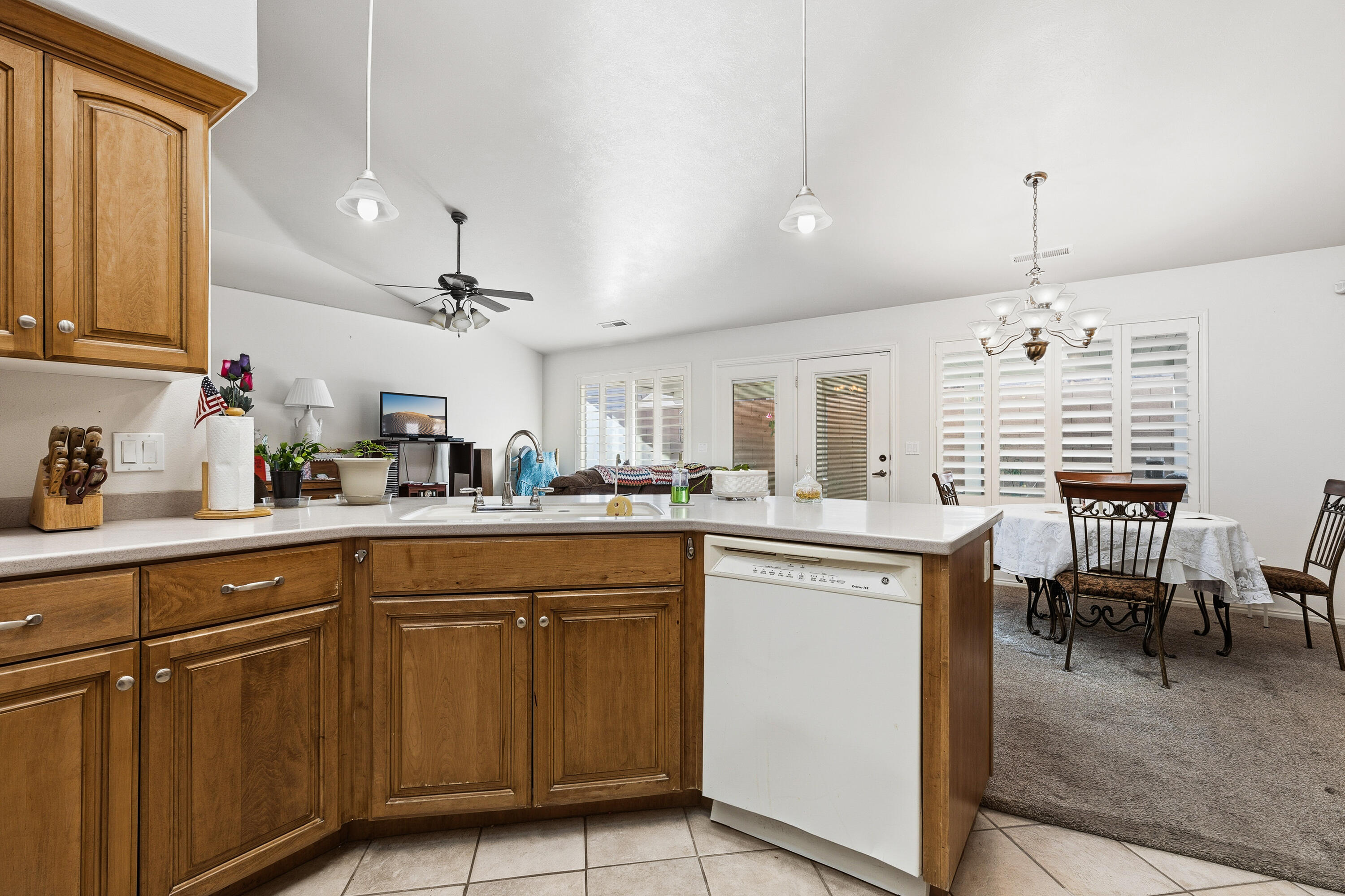 FOX BOROUGH - Residential