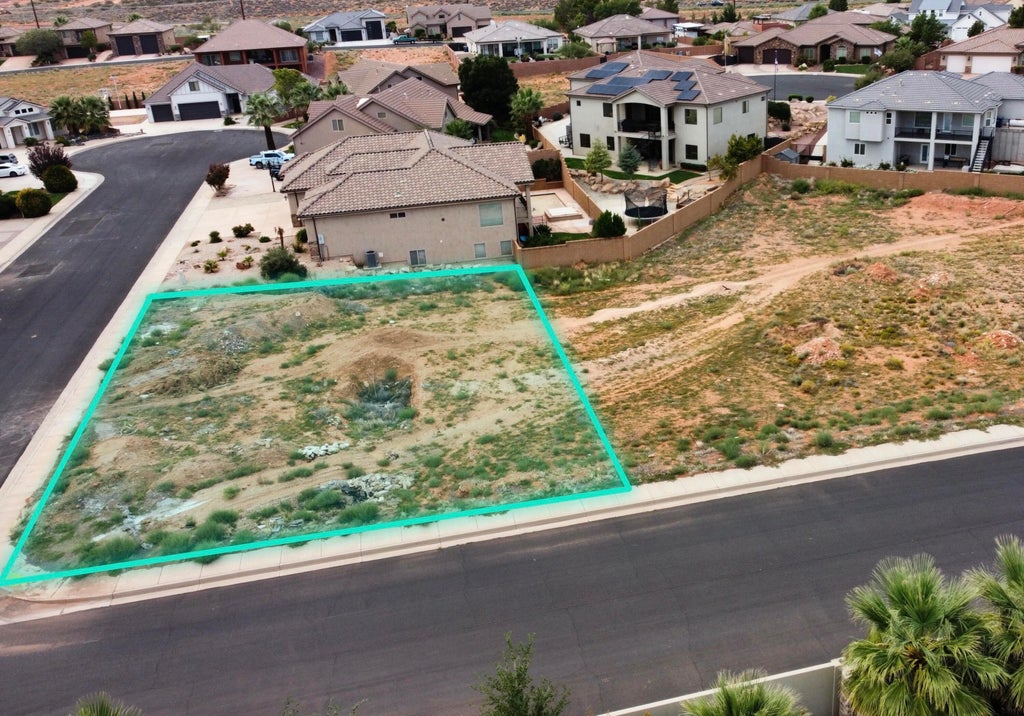 Photo of 4304 Lyle ST, Hurricane, UT 84737 (MLS # 26-277092)