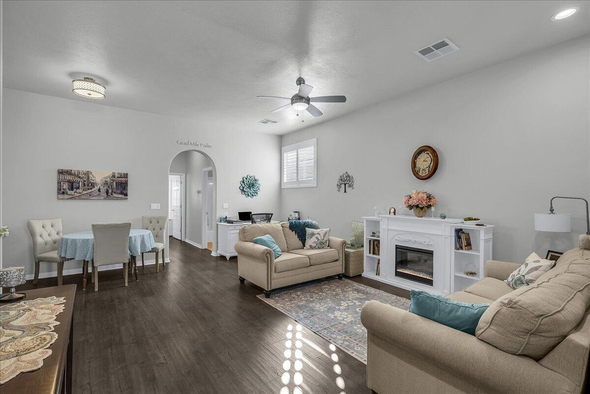 SKY RIDGE TOWNHOMES - Residential