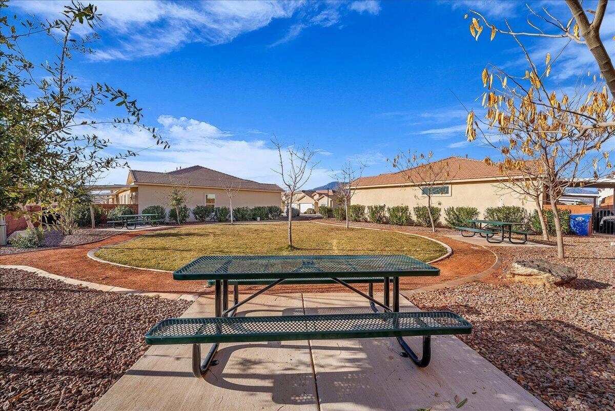 SKY RIDGE TOWNHOMES - Residential