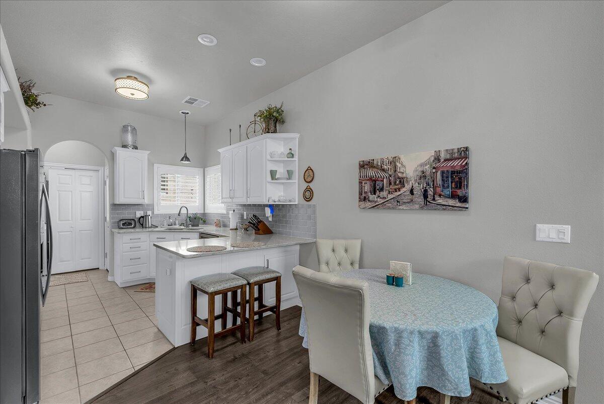 SKY RIDGE TOWNHOMES - Residential