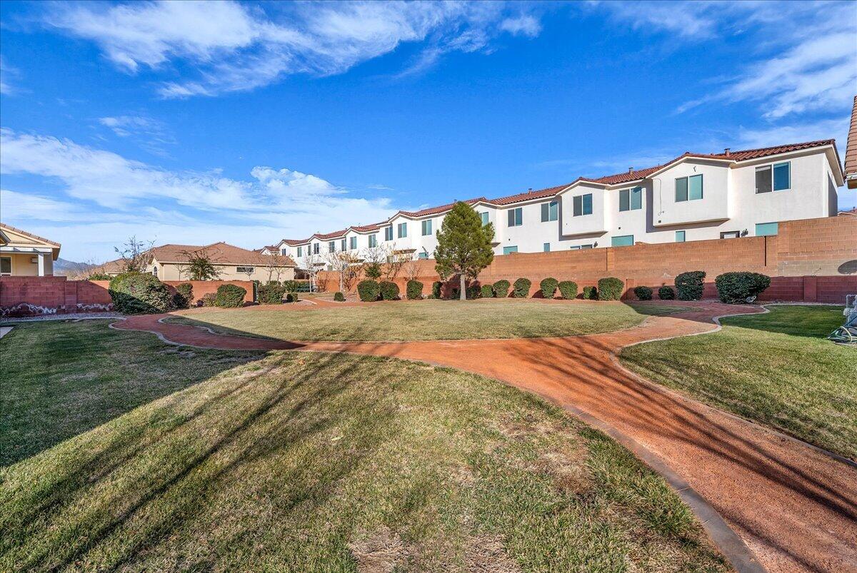 SKY RIDGE TOWNHOMES - Residential