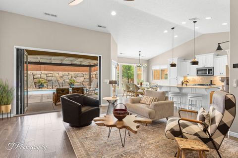 Tiny photo for 4175 S TAWNY OWL DR, Saint George, UT 84790 (MLS # 26-269625)