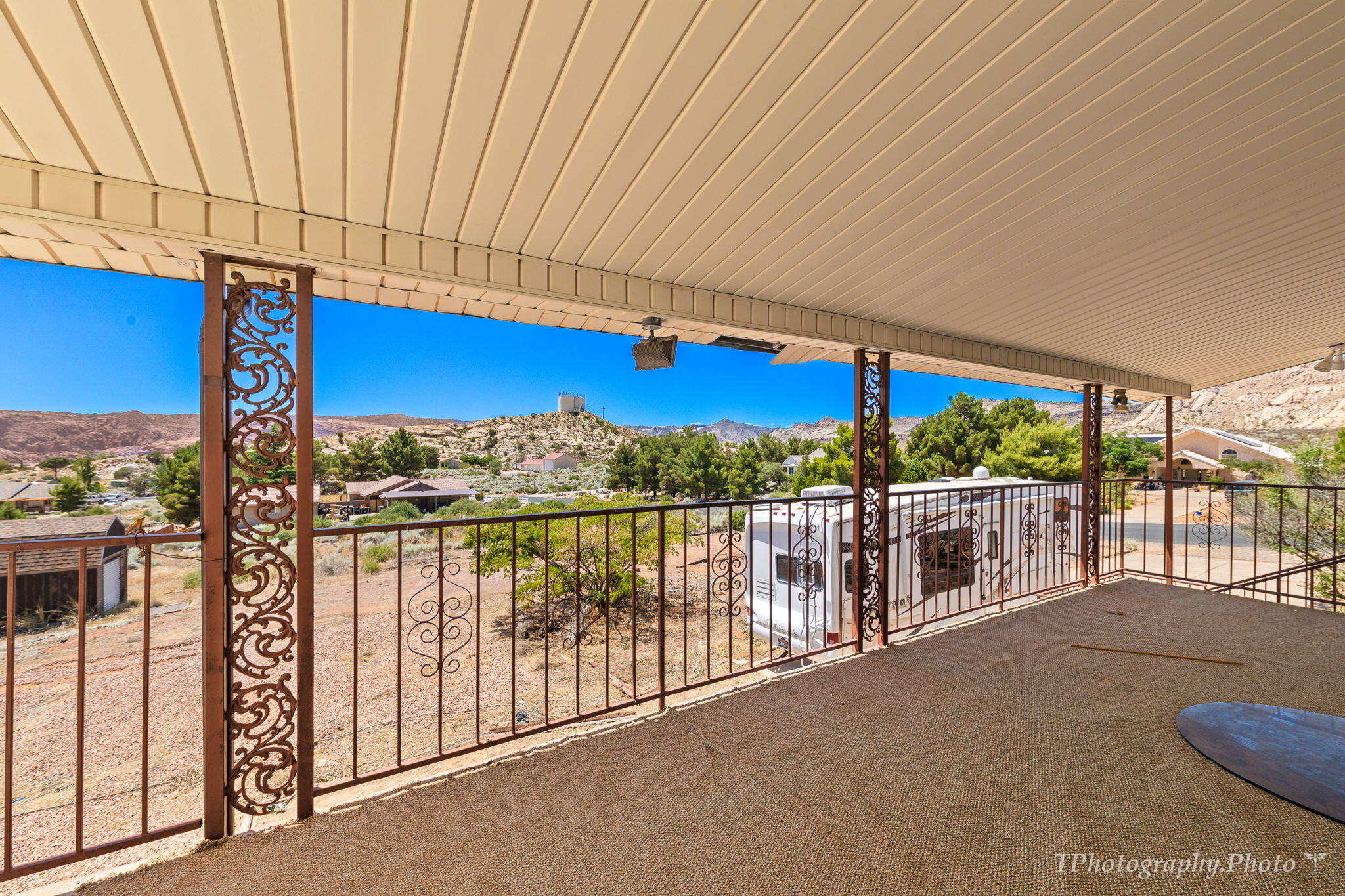 WINCHESTER HILLS - Residential