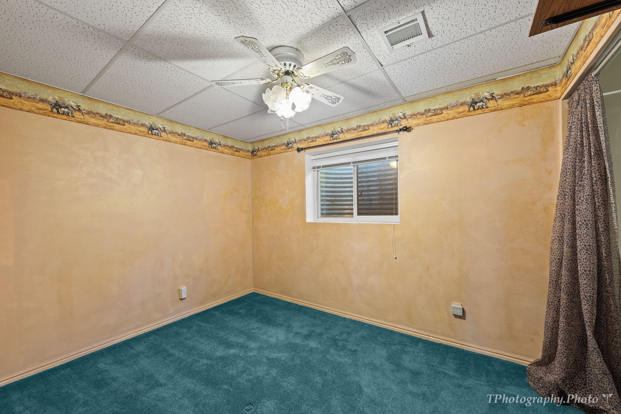 WINCHESTER HILLS - Residential