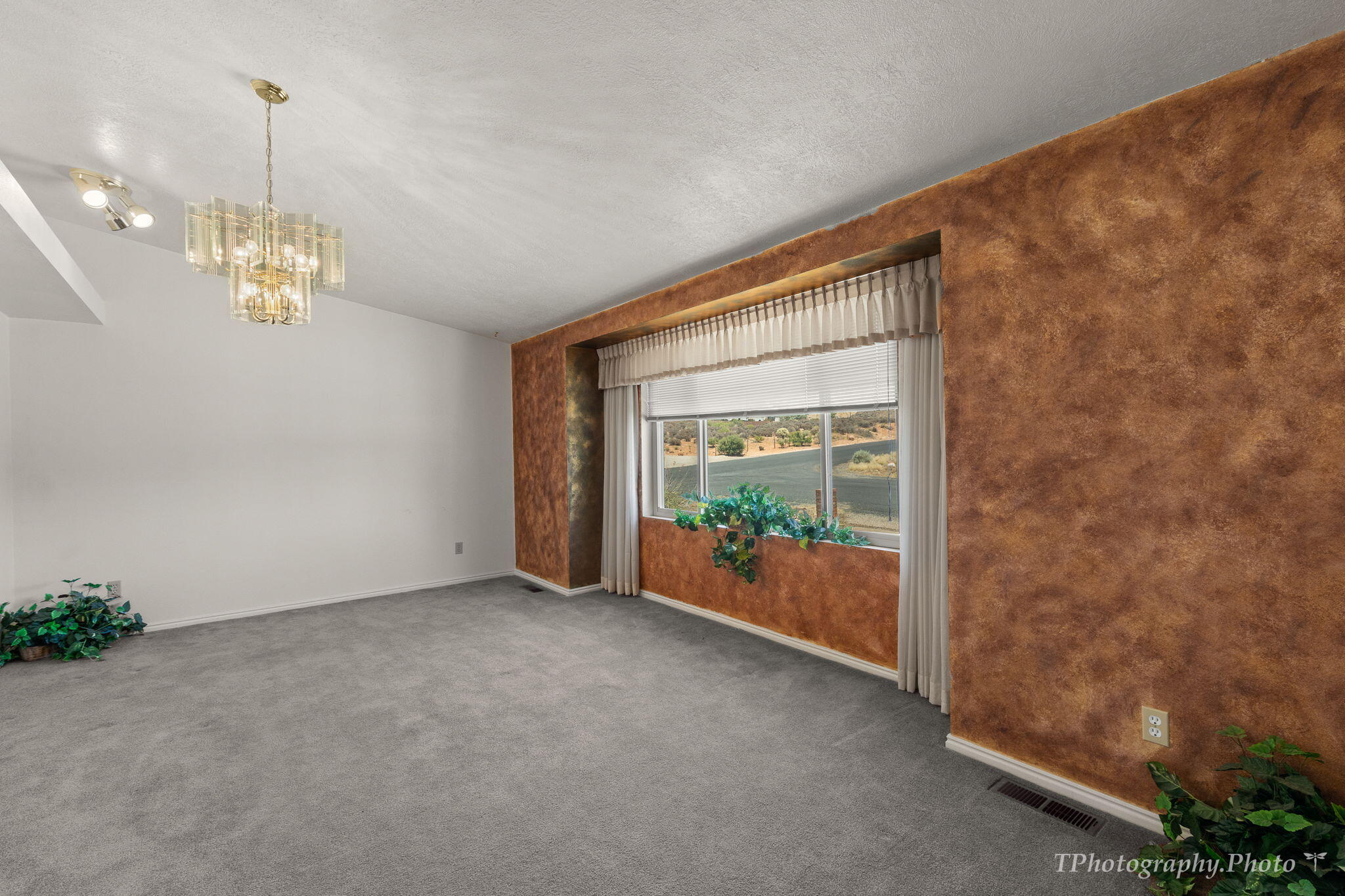 WINCHESTER HILLS - Residential