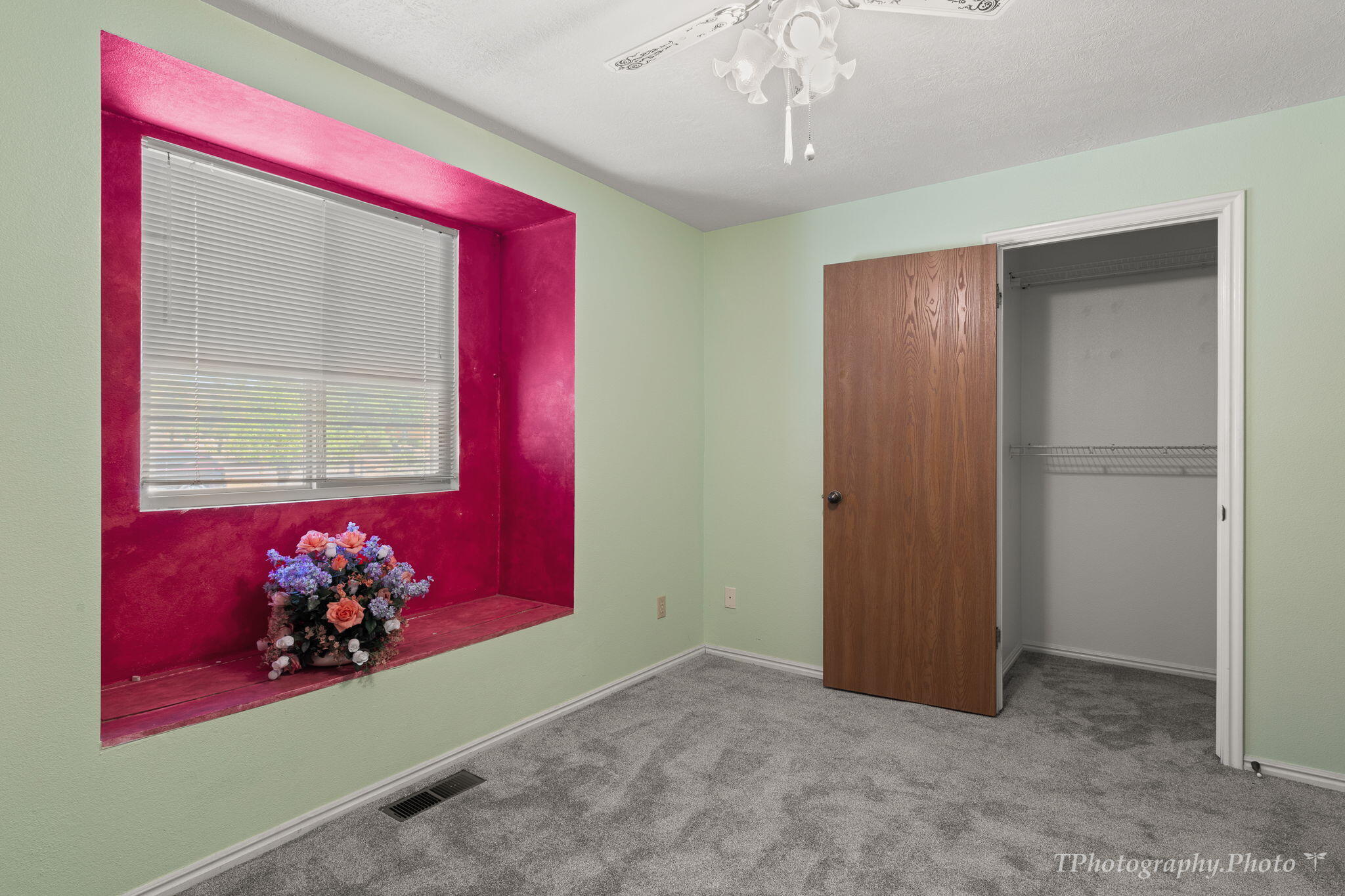 WINCHESTER HILLS - Residential