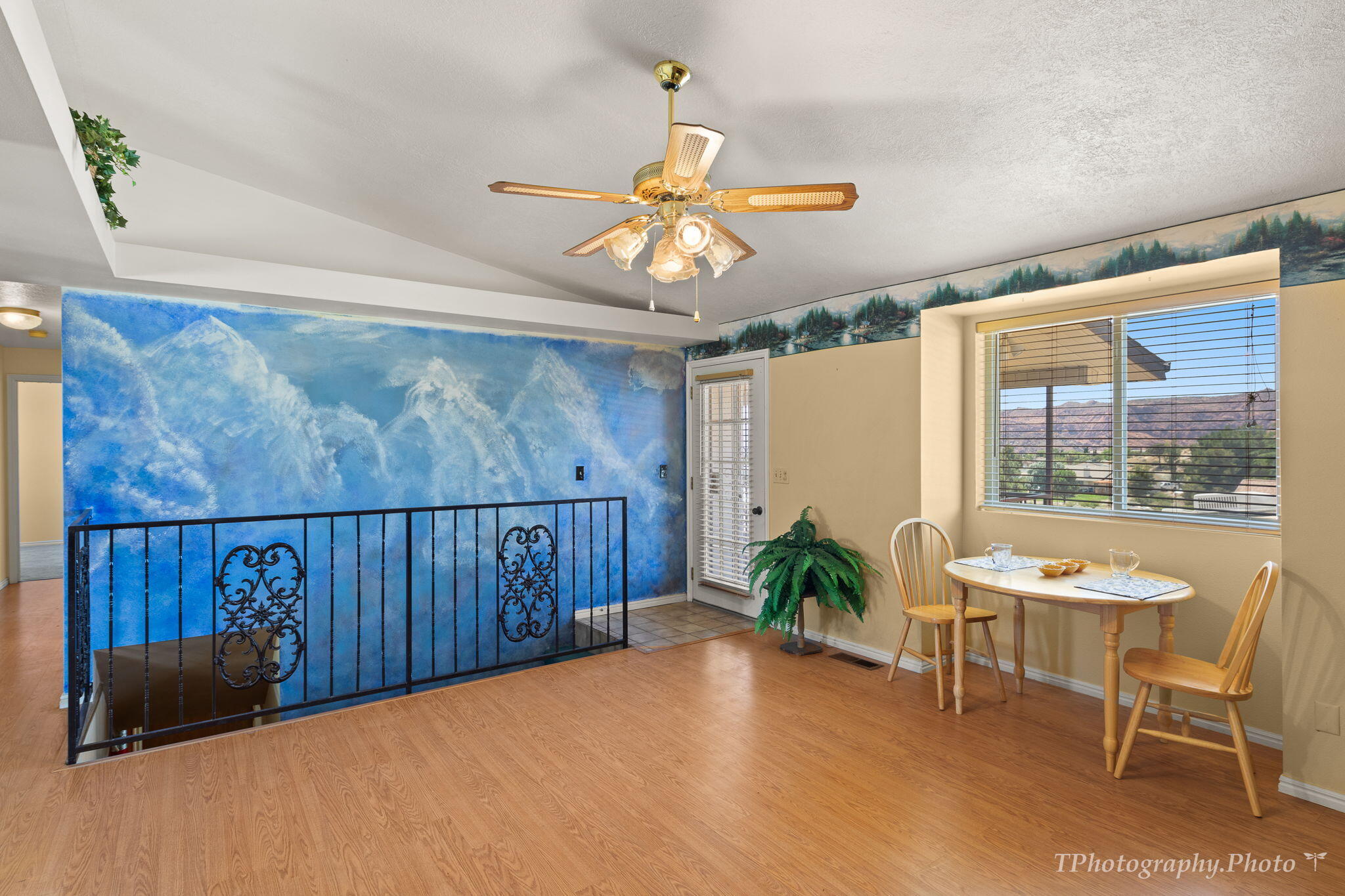 WINCHESTER HILLS - Residential