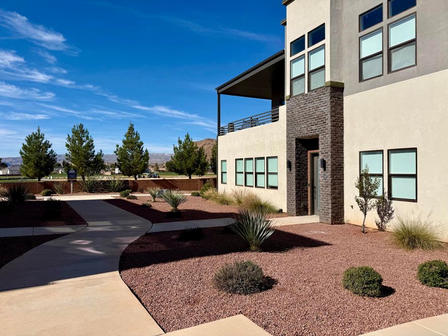 This is the perfect vacation rental for outdoor enthusiasts and golfers! It is a ground-floor unit adjacent to the golf course, with unobstructed views. This property is impeccably kept. An amazing investment opportunity, turn-key ready and completely furnished. The HOA includes an in-ground pool (within walking distance), clubhouse, and tennis courts. Call for your private tour today!