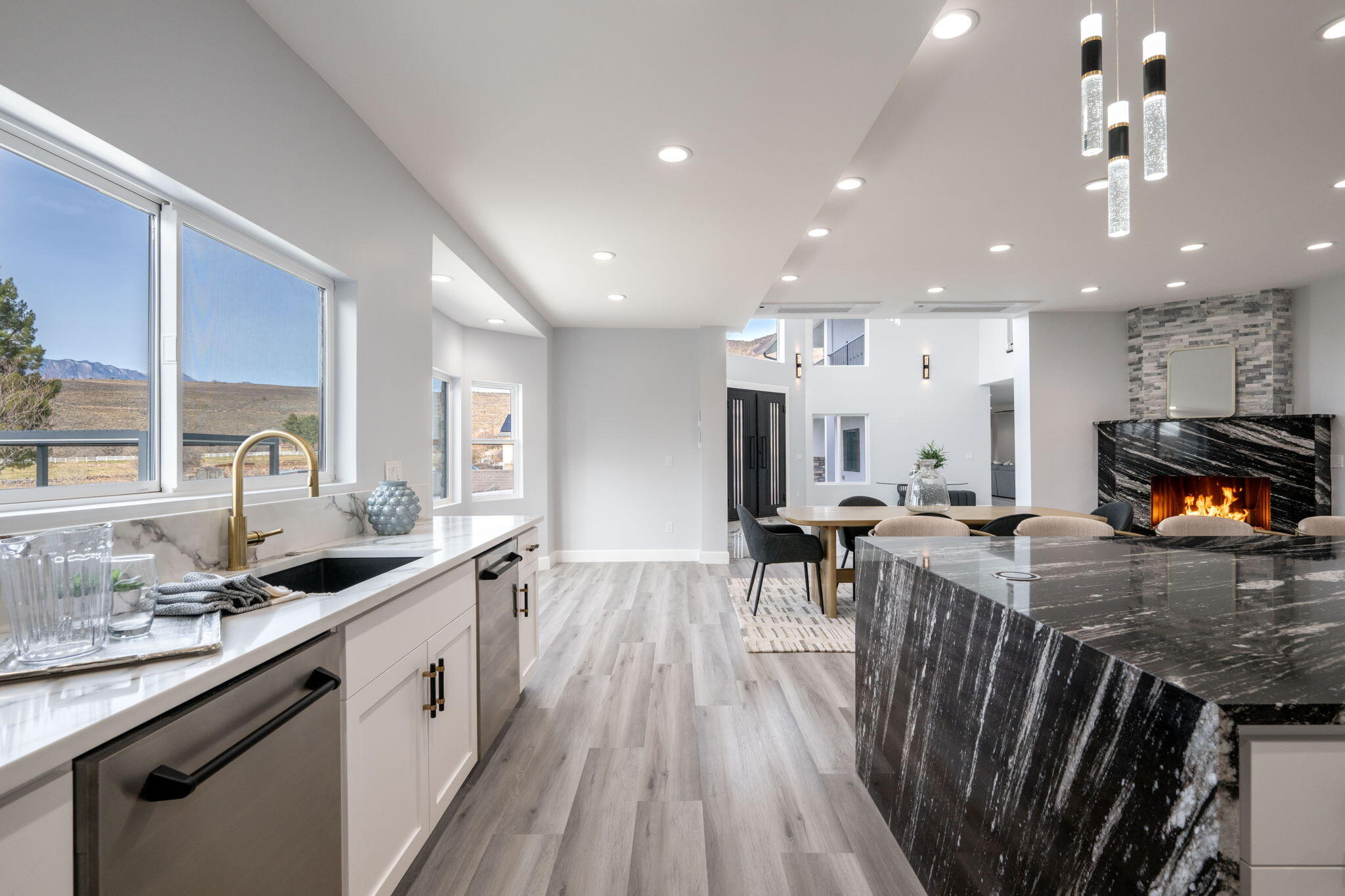 TOQUERVILLE TOWNSITE - Residential