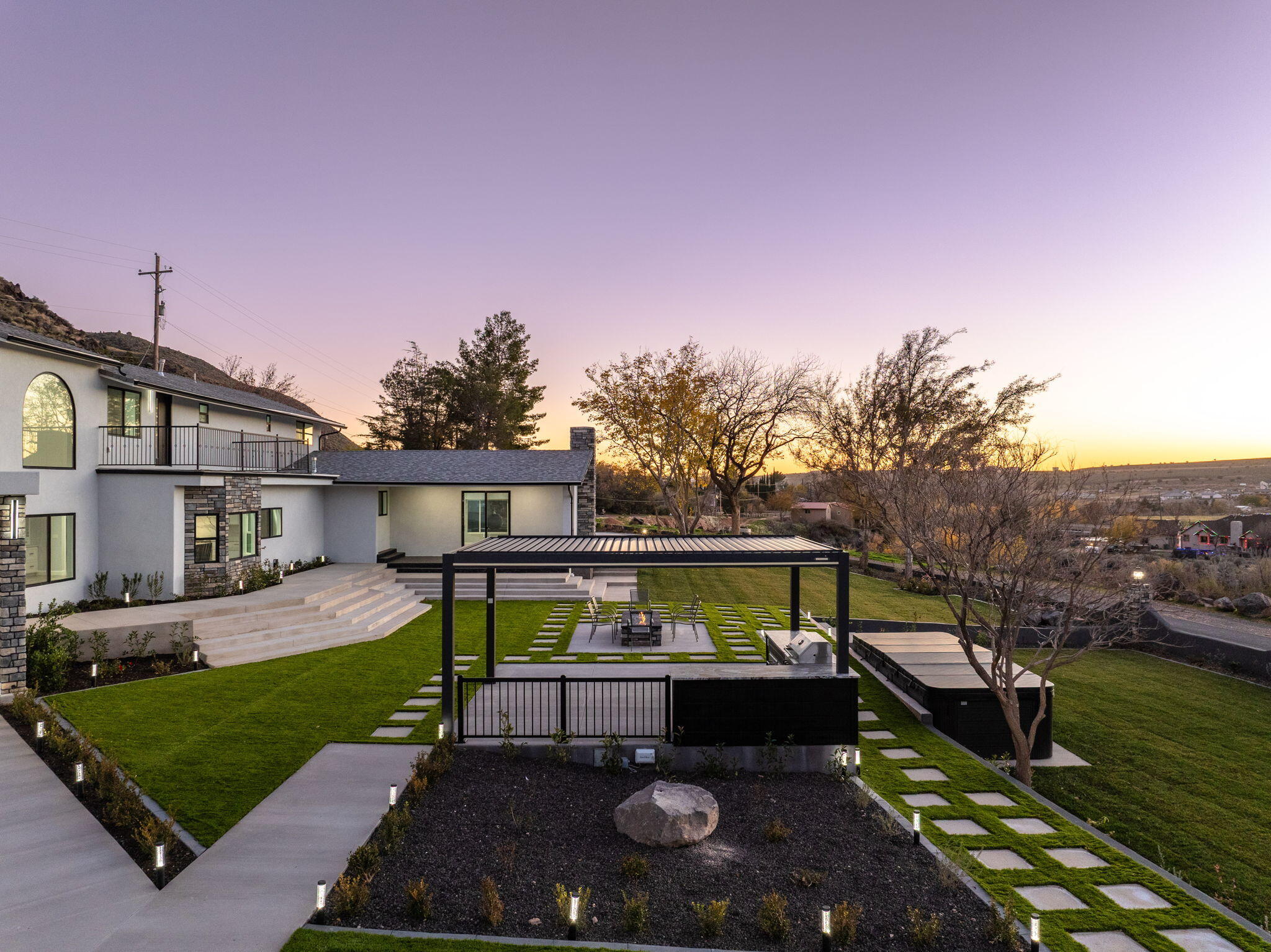 TOQUERVILLE TOWNSITE - Residential