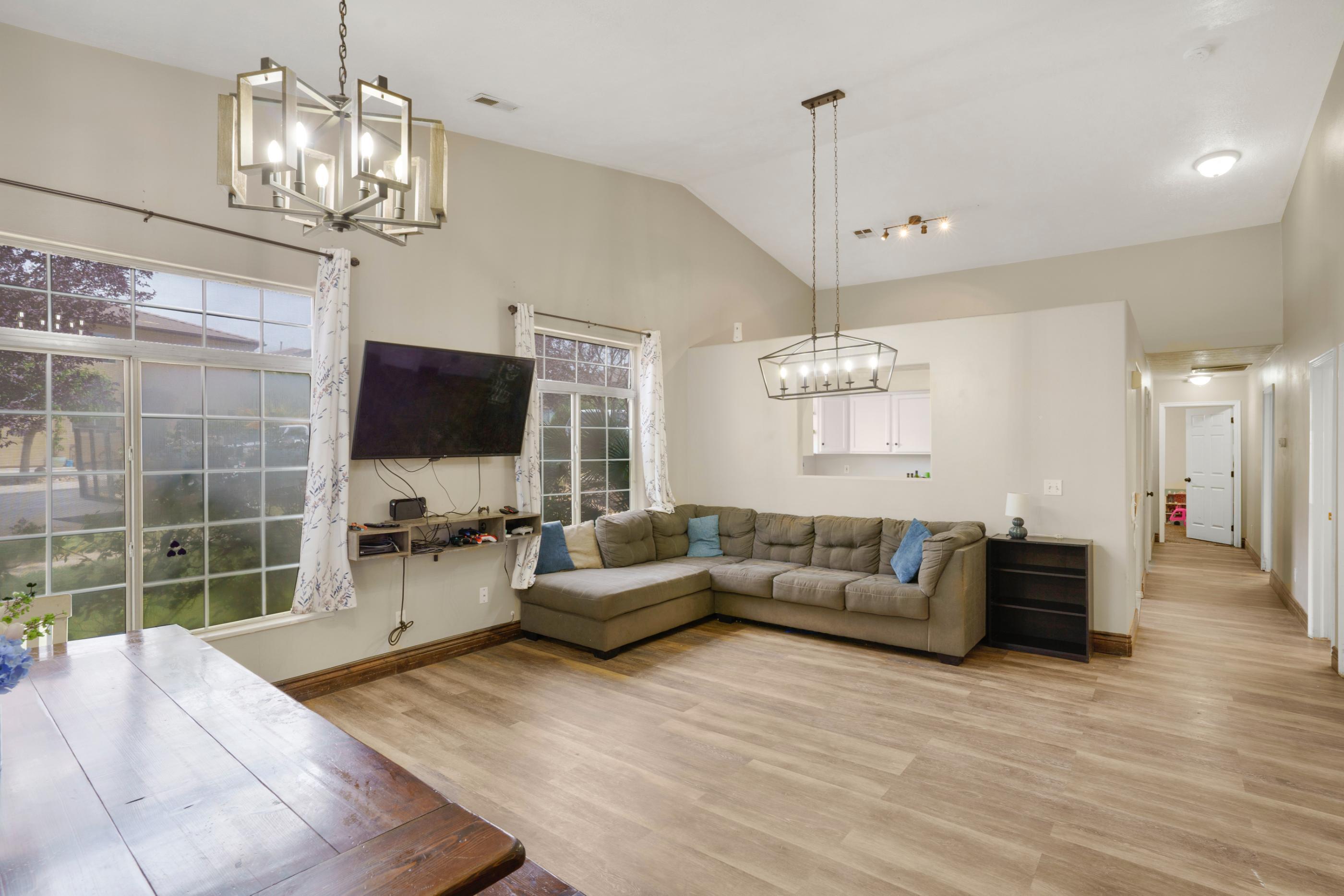 SHADOW RIDGE - Residential