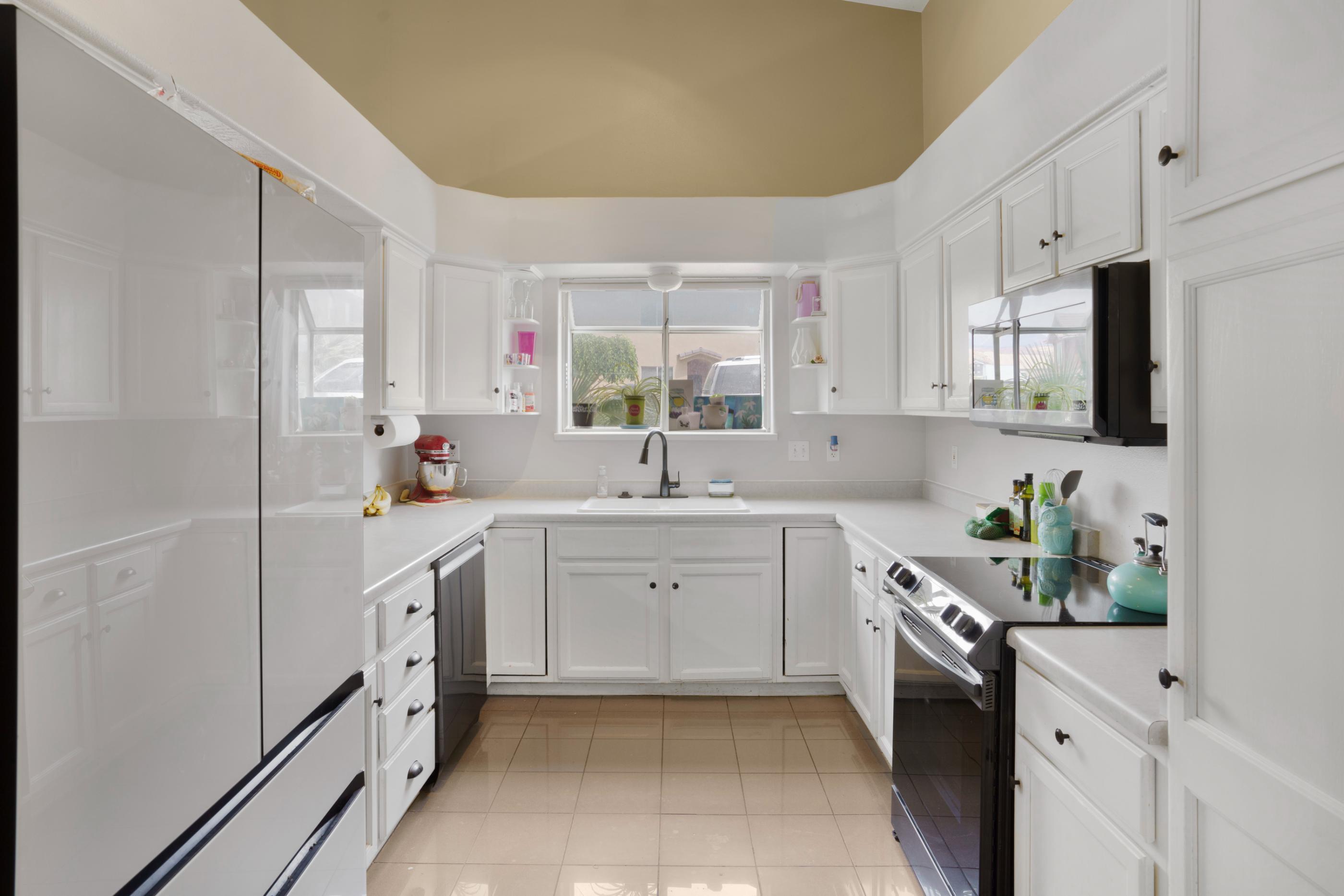 SHADOW RIDGE - Residential