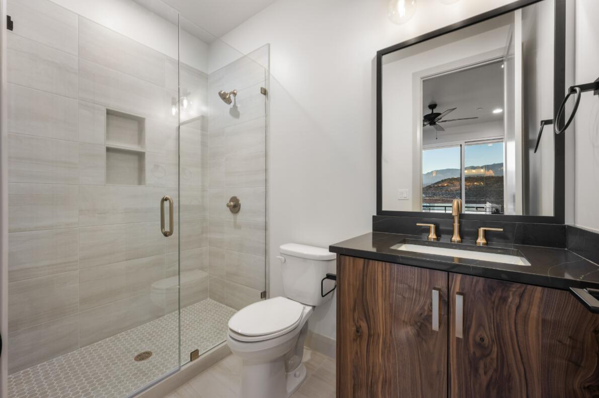 ISLAND AT CORAL CANYON - Residential