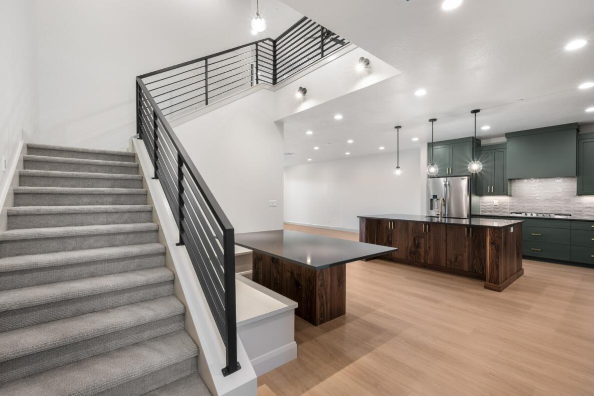 ISLAND AT CORAL CANYON - Residential