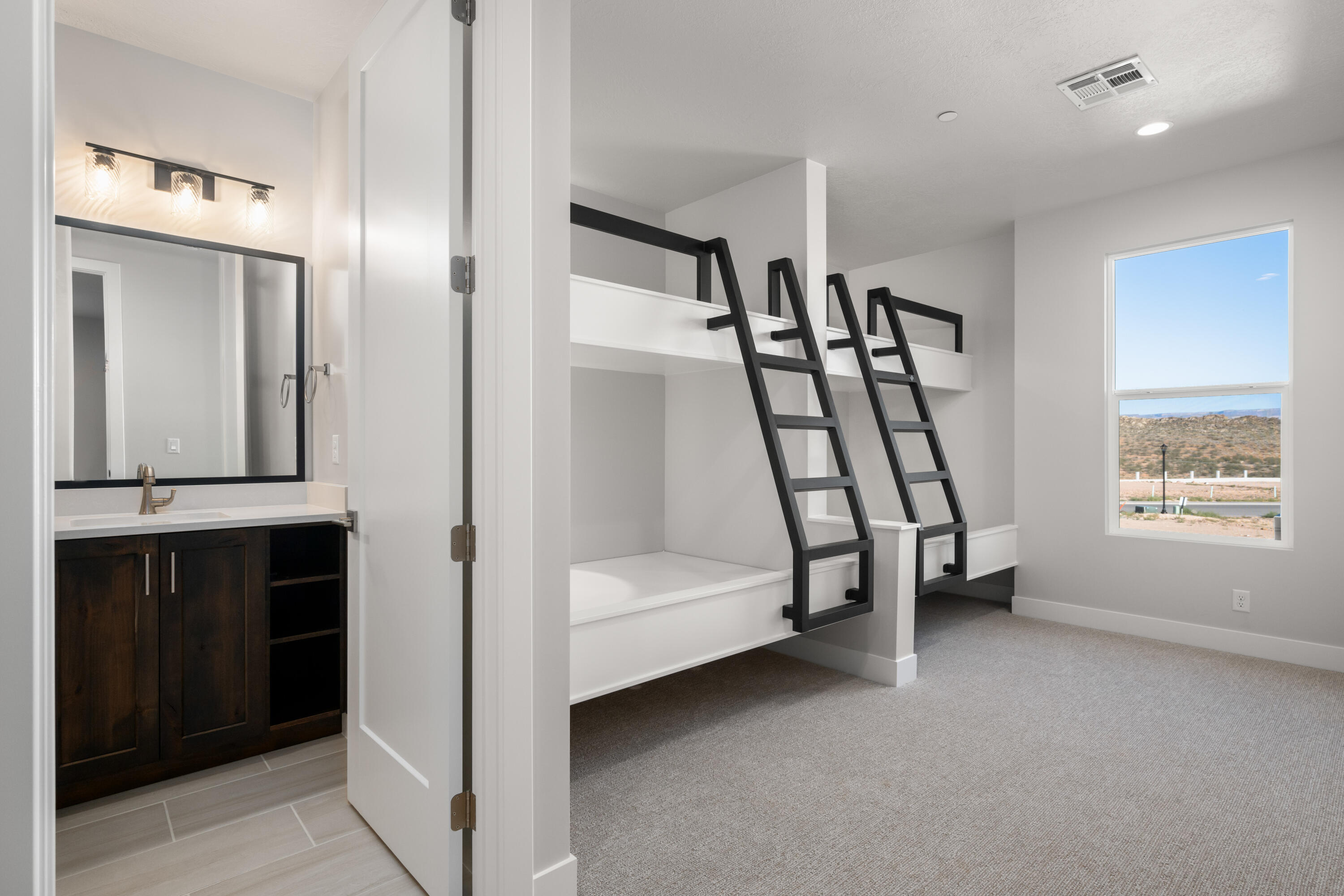 ISLAND AT CORAL CANYON - Residential