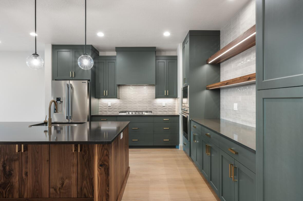 ISLAND AT CORAL CANYON - Residential