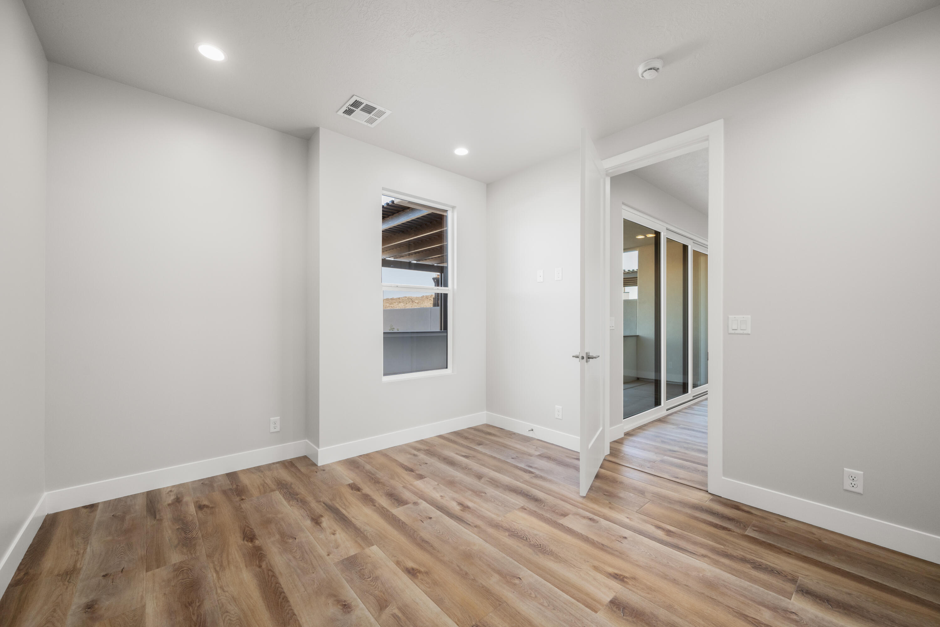 ISLAND AT CORAL CANYON - Residential