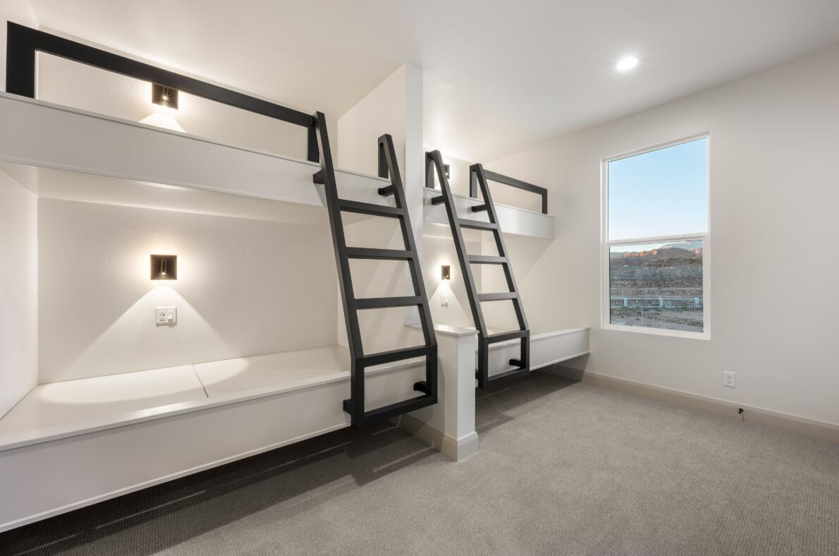 ISLAND AT CORAL CANYON - Residential