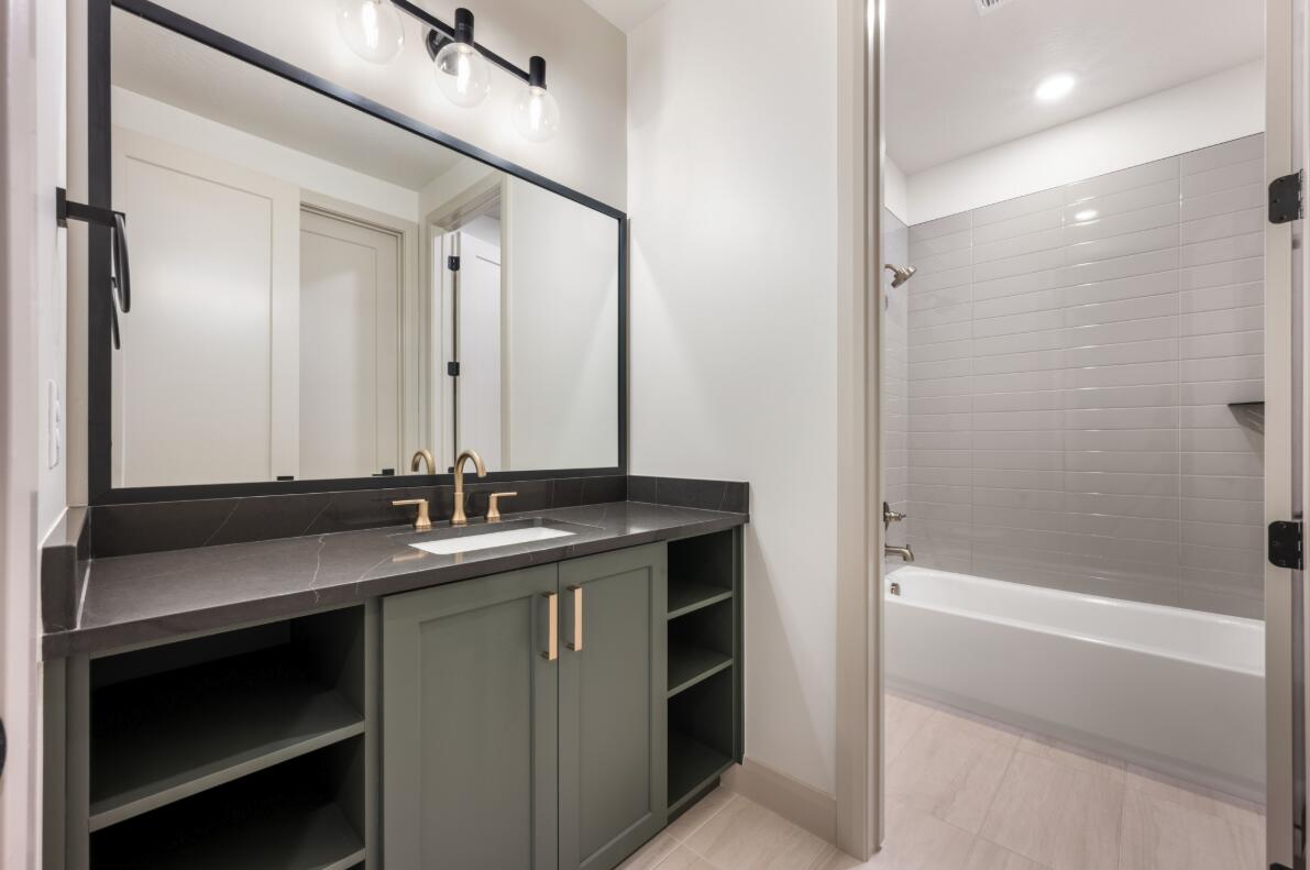 ISLAND AT CORAL CANYON - Residential