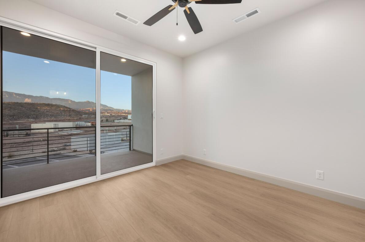 ISLAND AT CORAL CANYON - Residential