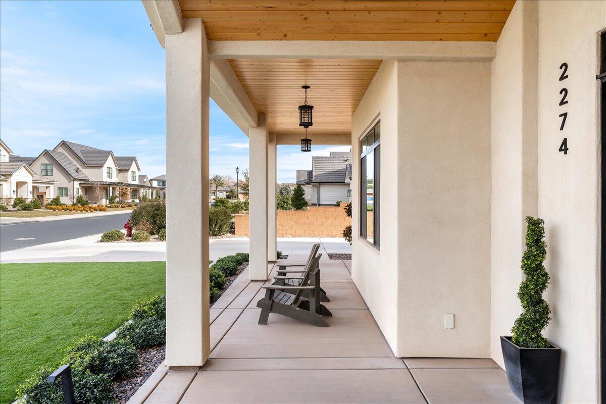 FIELDSTONE - Residential