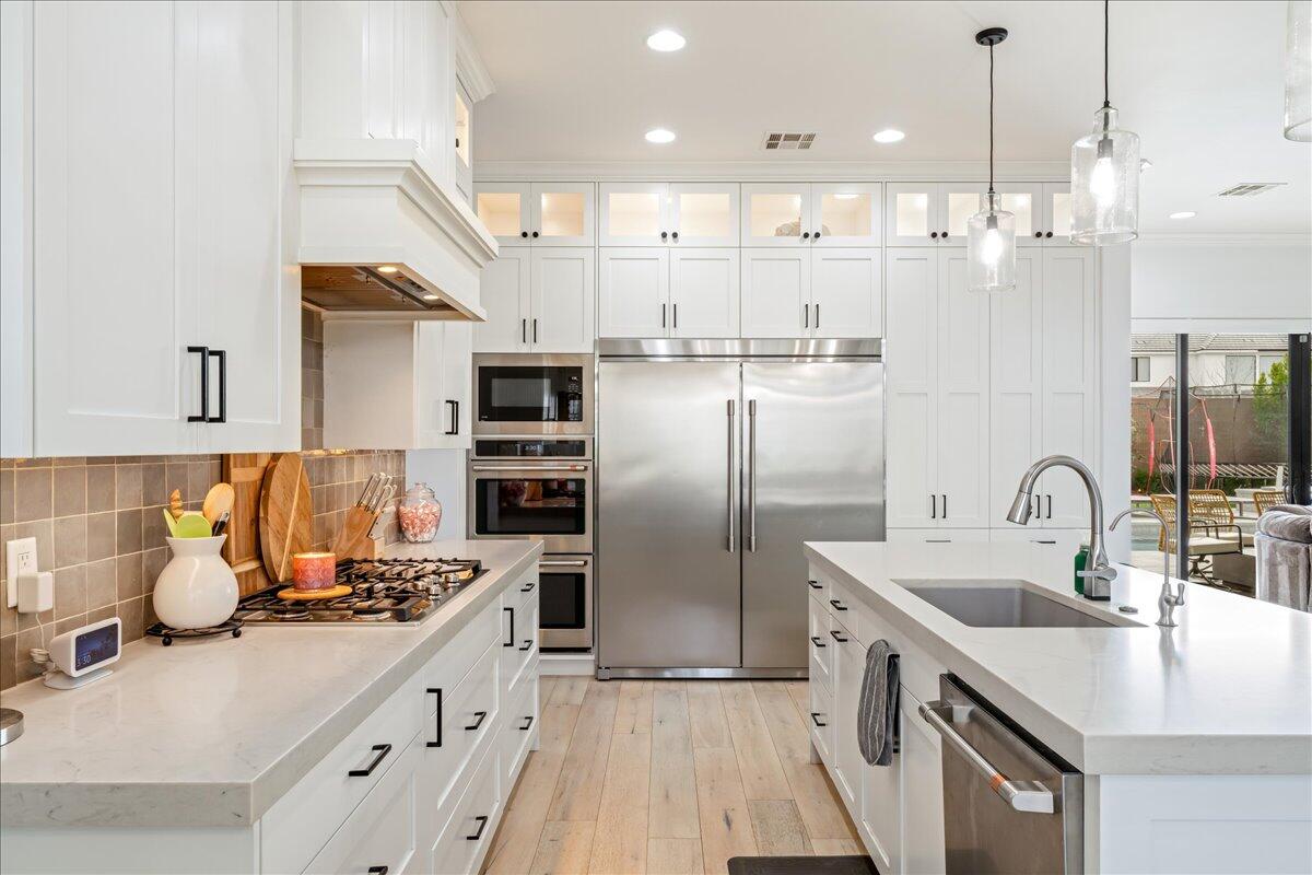 FIELDSTONE - Residential