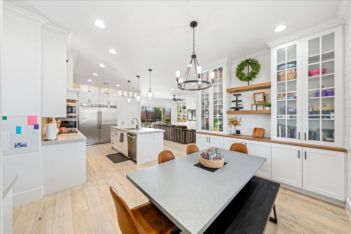 FIELDSTONE - Residential