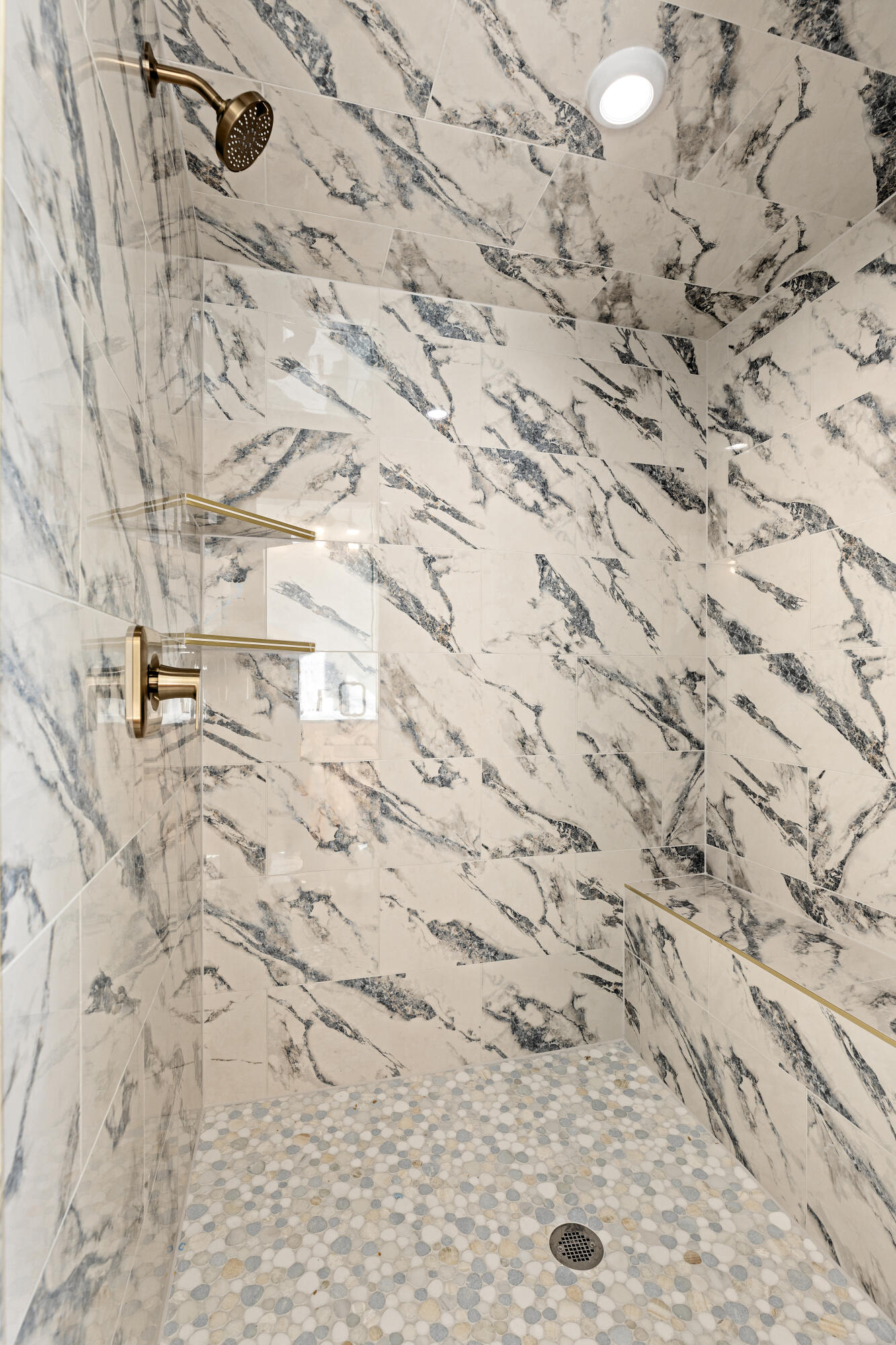 VALLEY VIEW - Residential