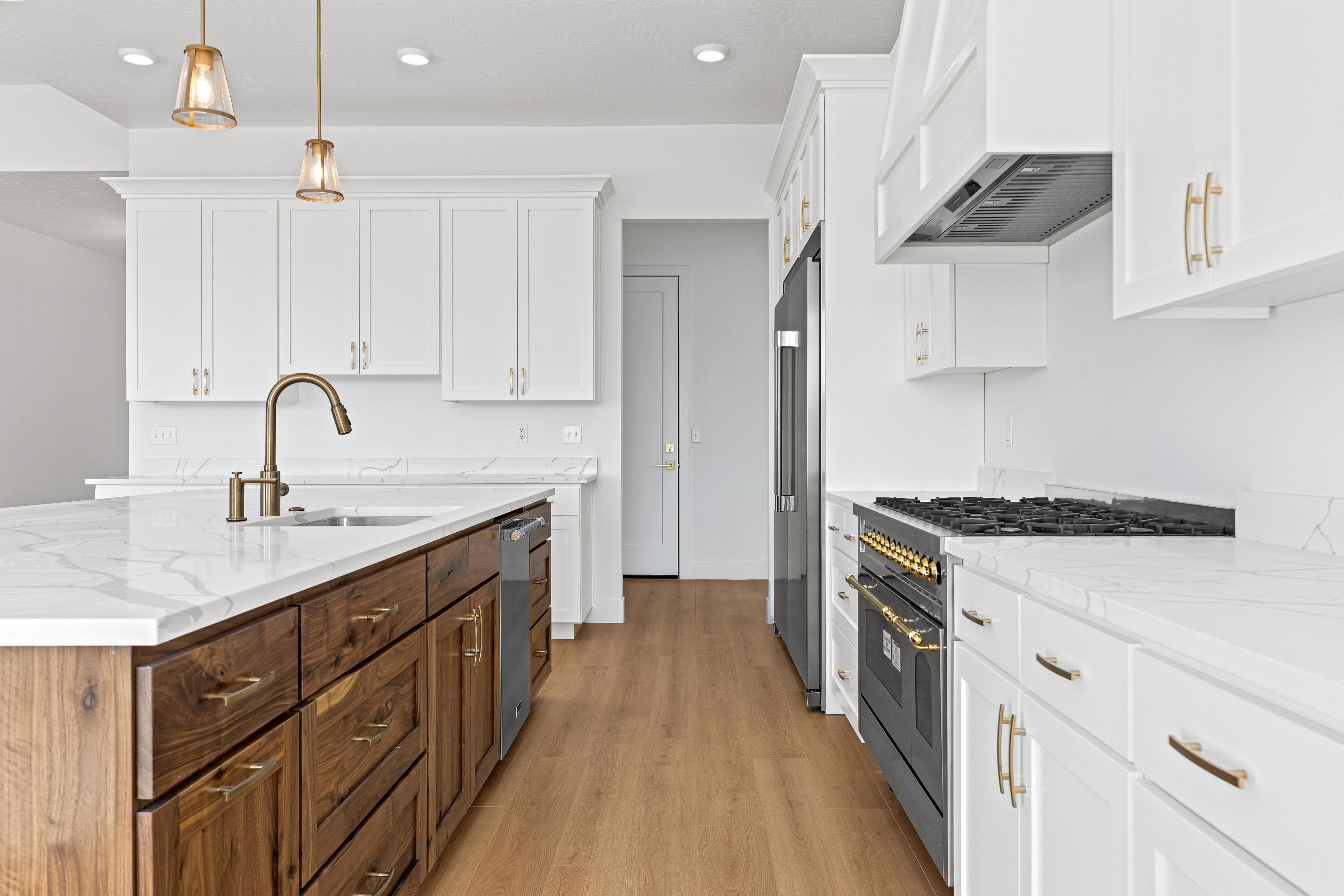 VALLEY VIEW - Residential