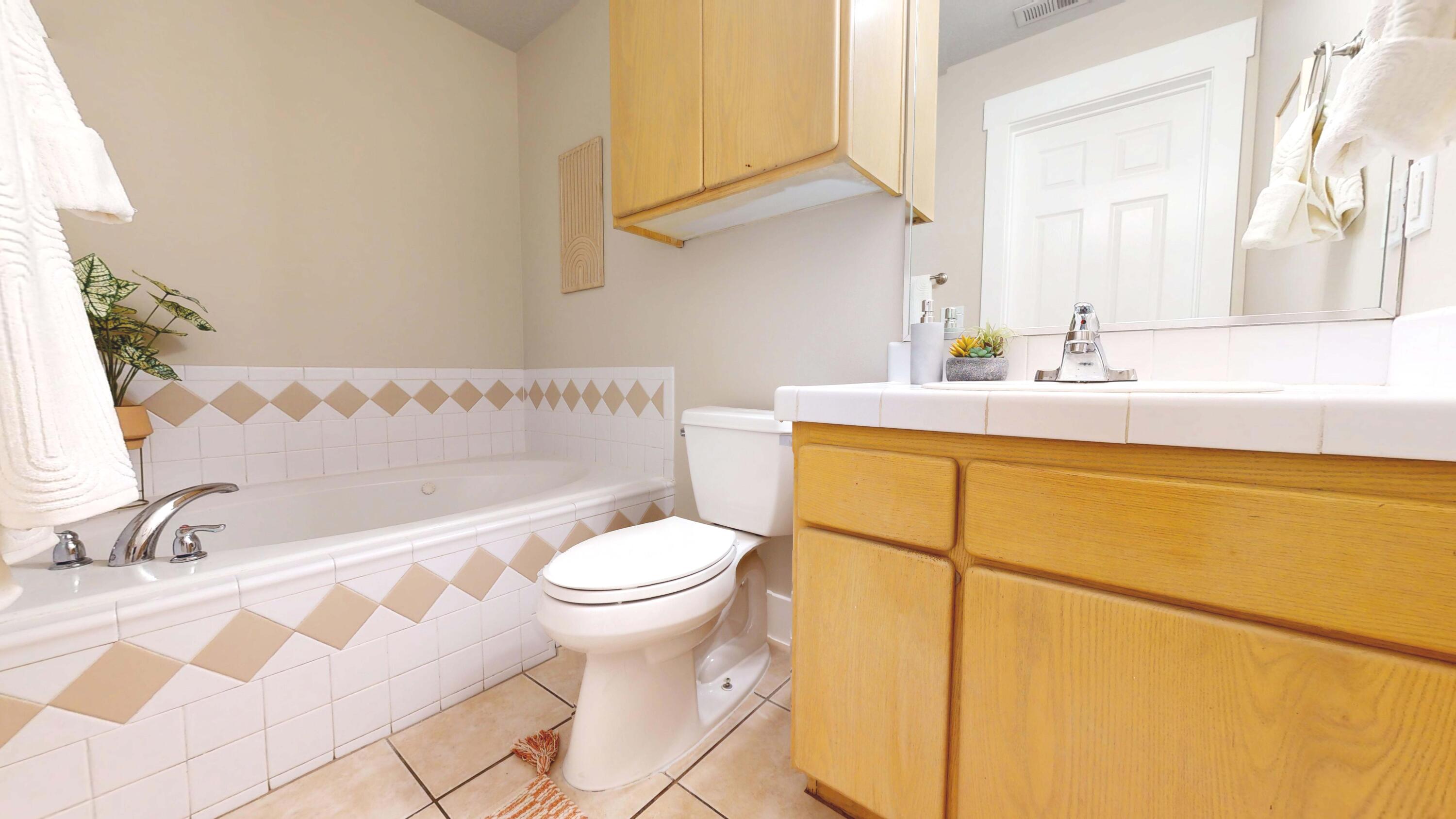 COTTAGES NORTH - Residential