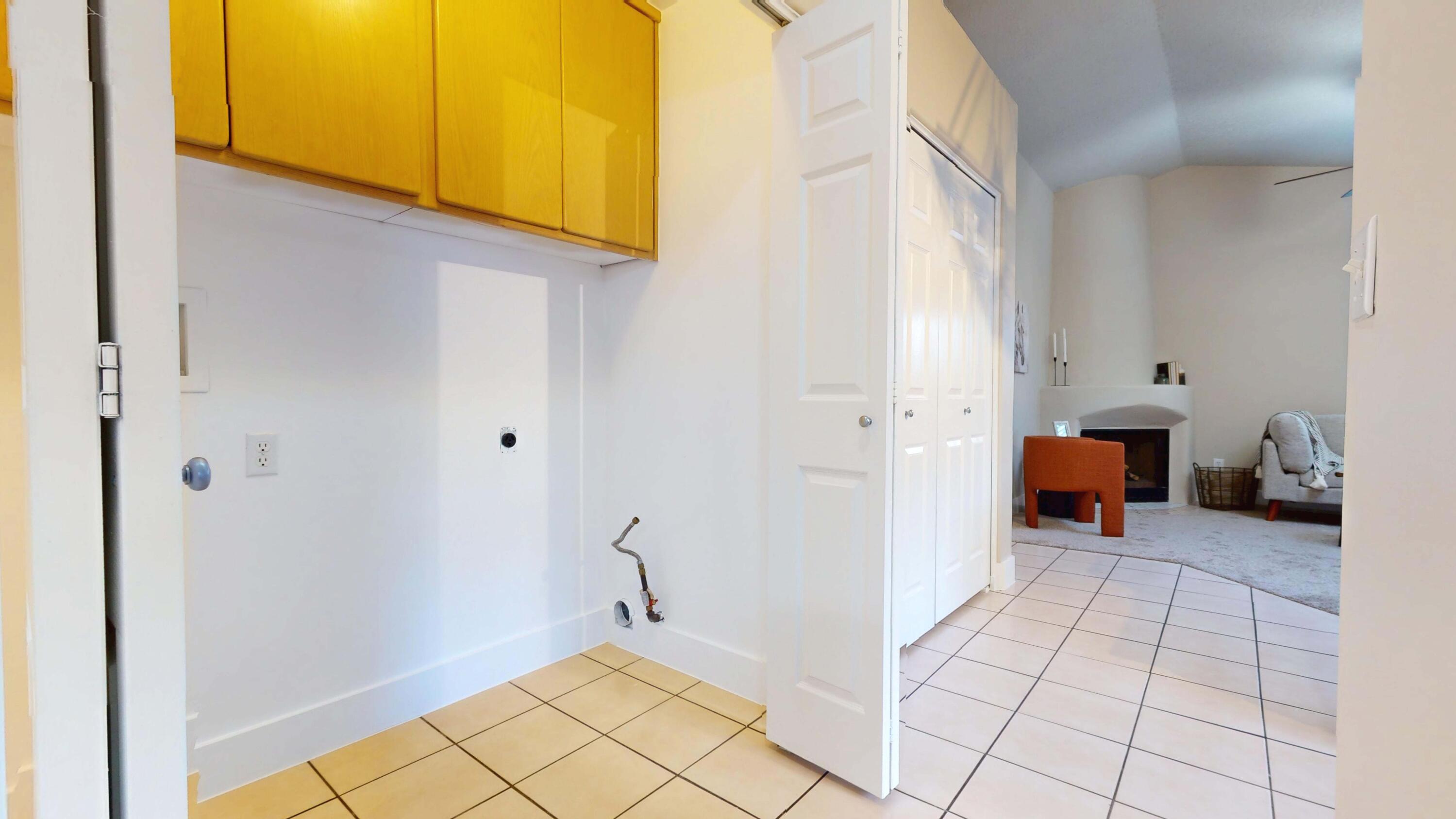 COTTAGES NORTH - Residential