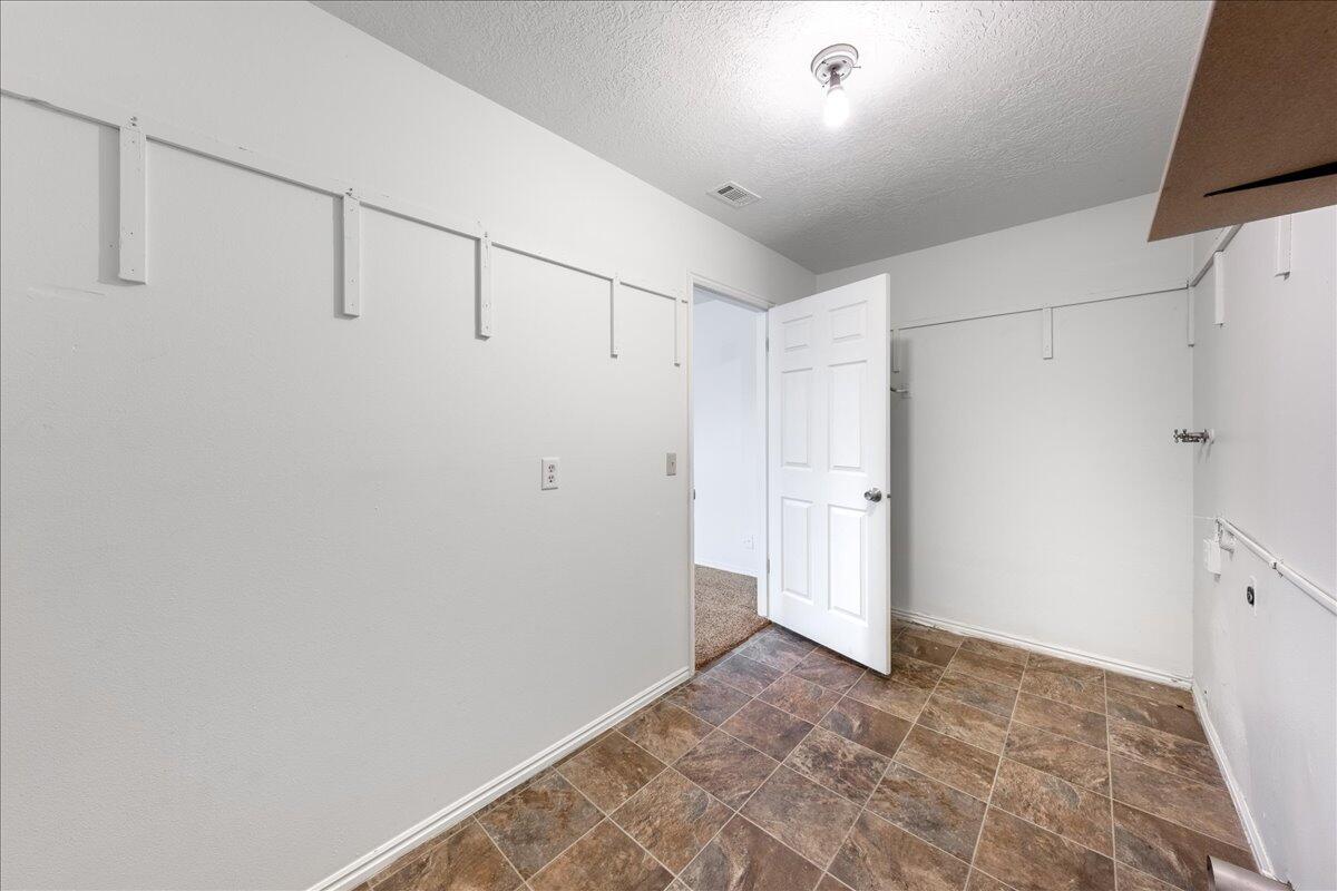 RIDGEVIEW - Residential