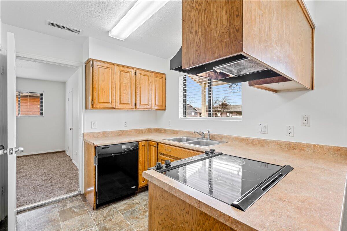 RIDGEVIEW - Residential