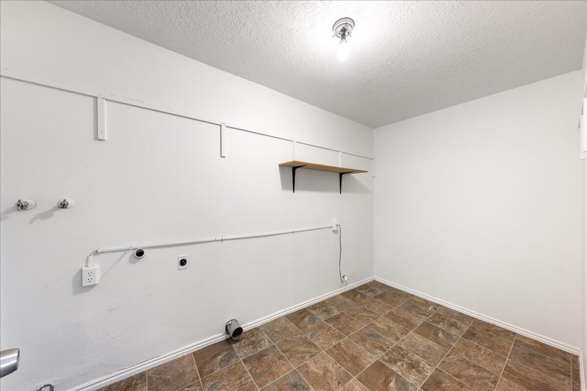 RIDGEVIEW - Residential