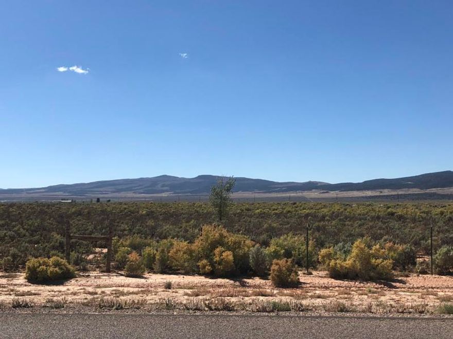 ** NO CC&R'S** Just located in the opportunity zone!! Great industrial property -Great visibility!!! Build your business. Located around other manufacturing/industrial businesses. And located right by the new 5700 W Road with access to I-15.