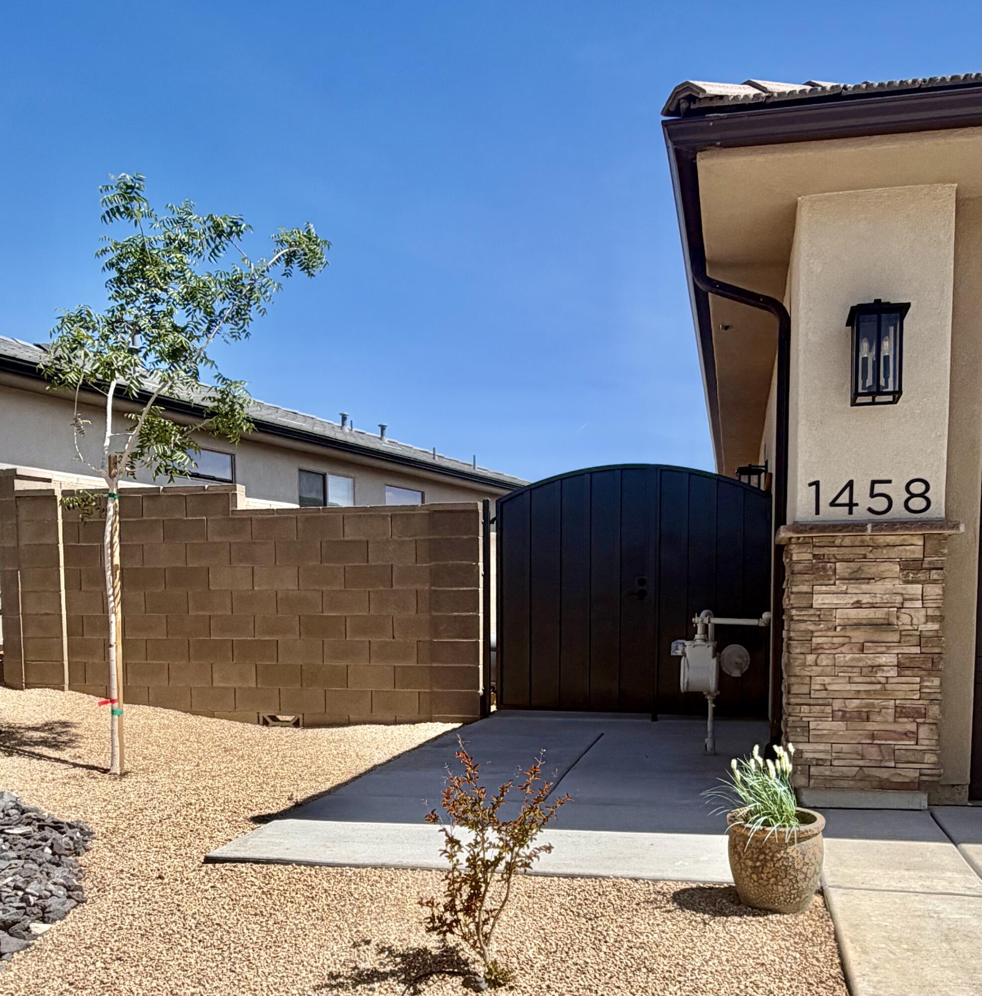 SOLIS AT CORAL CANYON - Residential