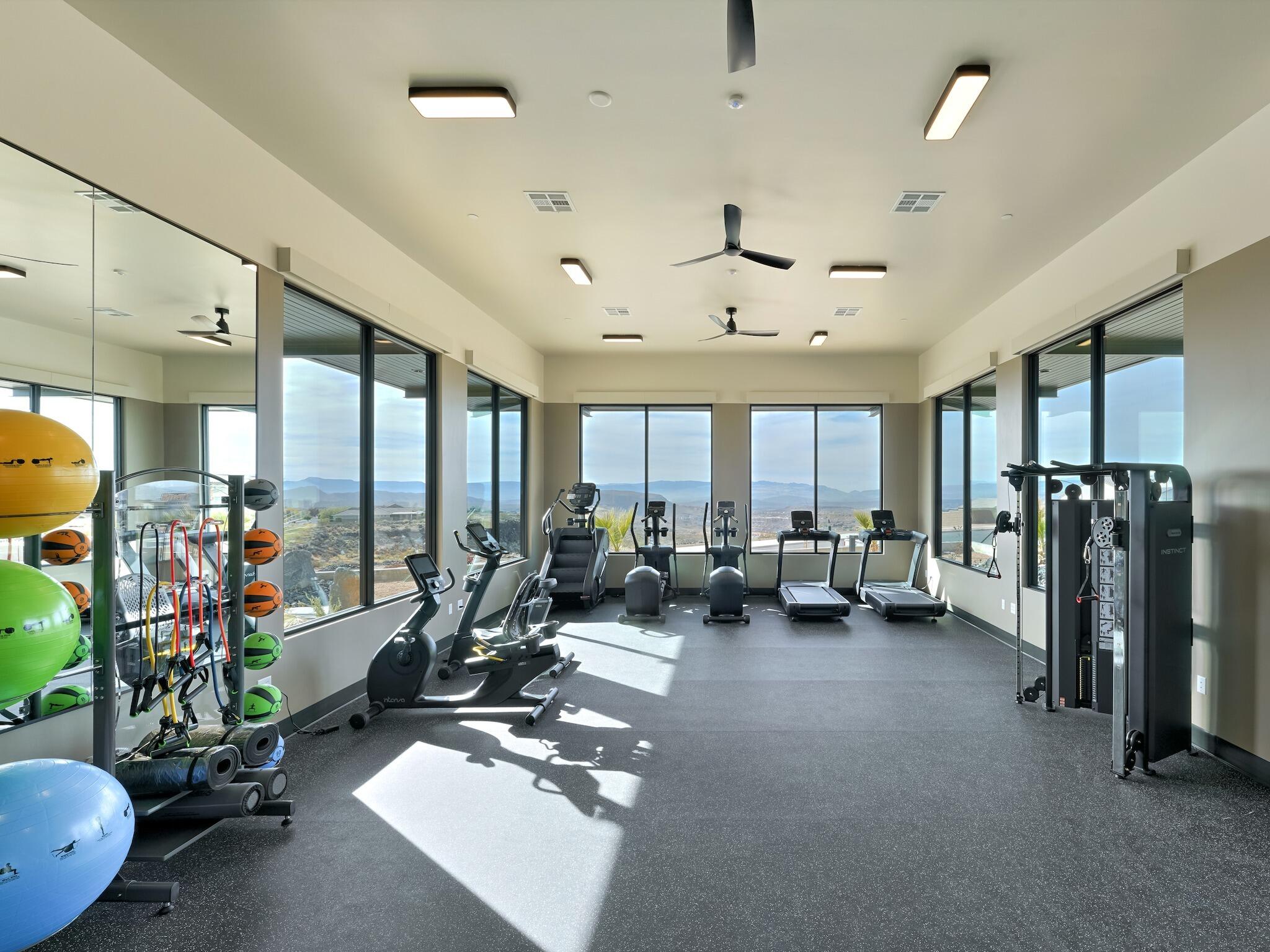 SOLIS AT CORAL CANYON - Residential