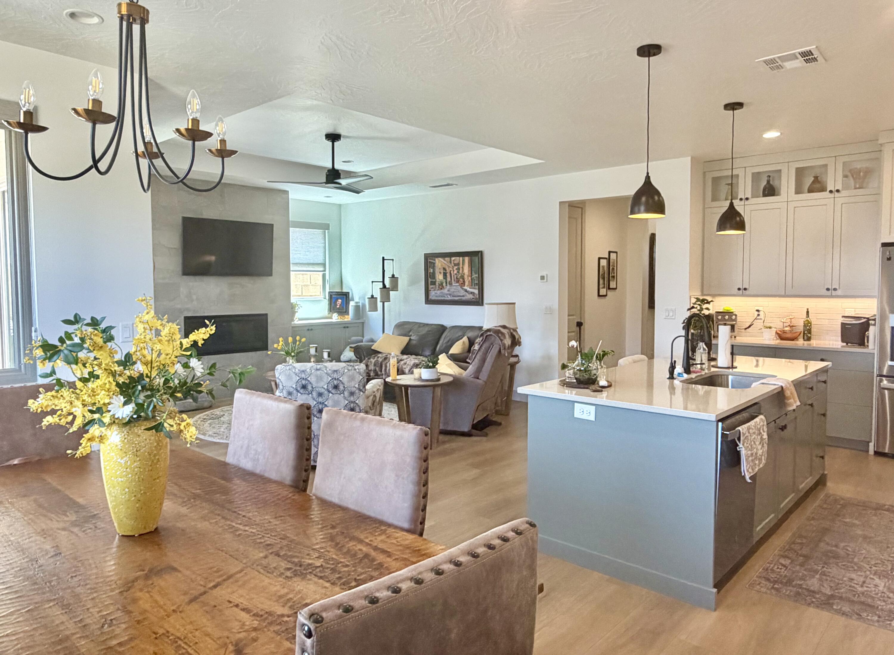 SOLIS AT CORAL CANYON - Residential