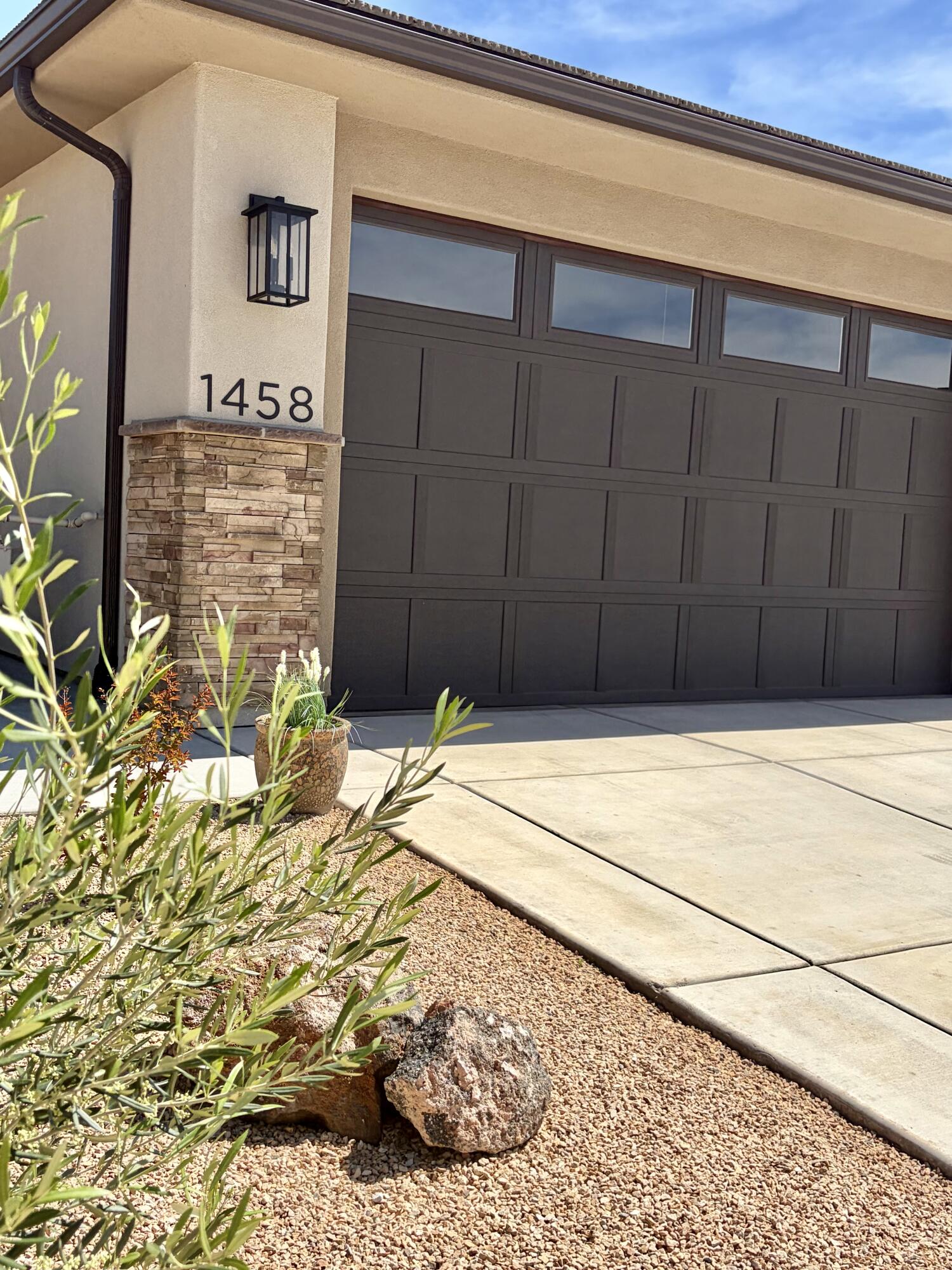 SOLIS AT CORAL CANYON - Residential