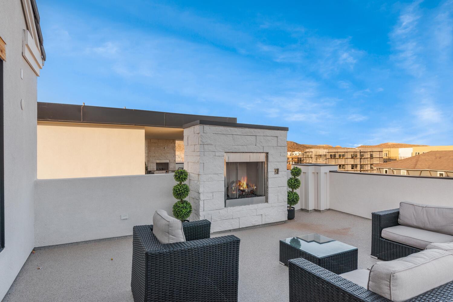 DESERT COLOR RESORT - Residential