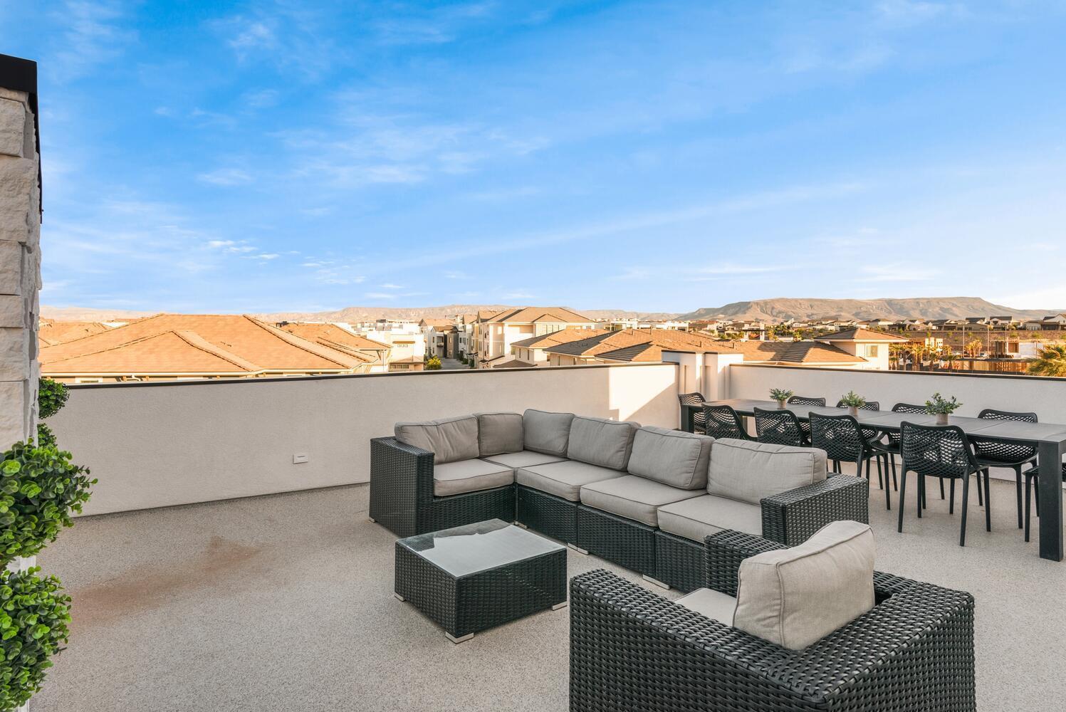 DESERT COLOR RESORT - Residential