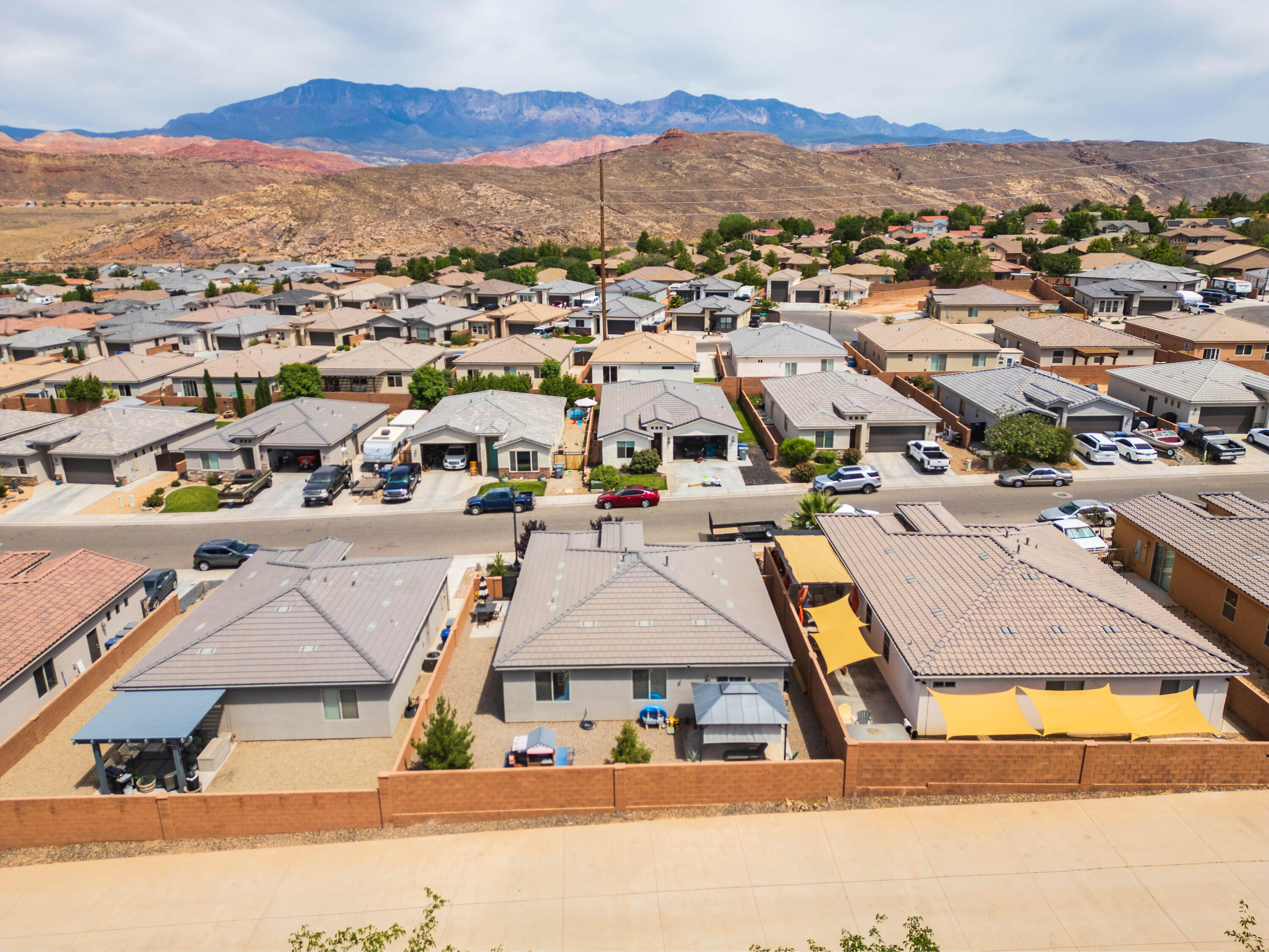 ZIONS GATE ESTATES - Residential