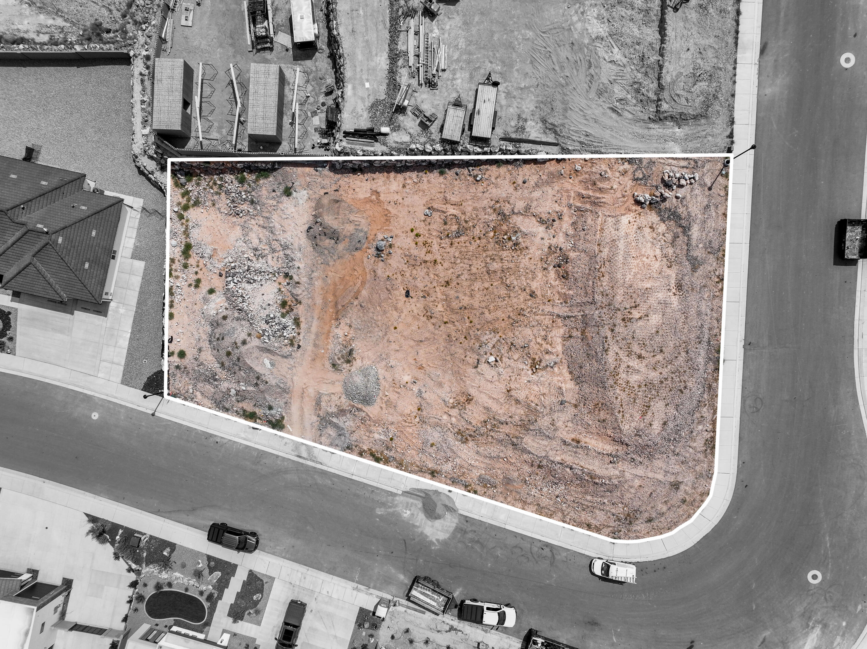 SCENIC POINTE - Land