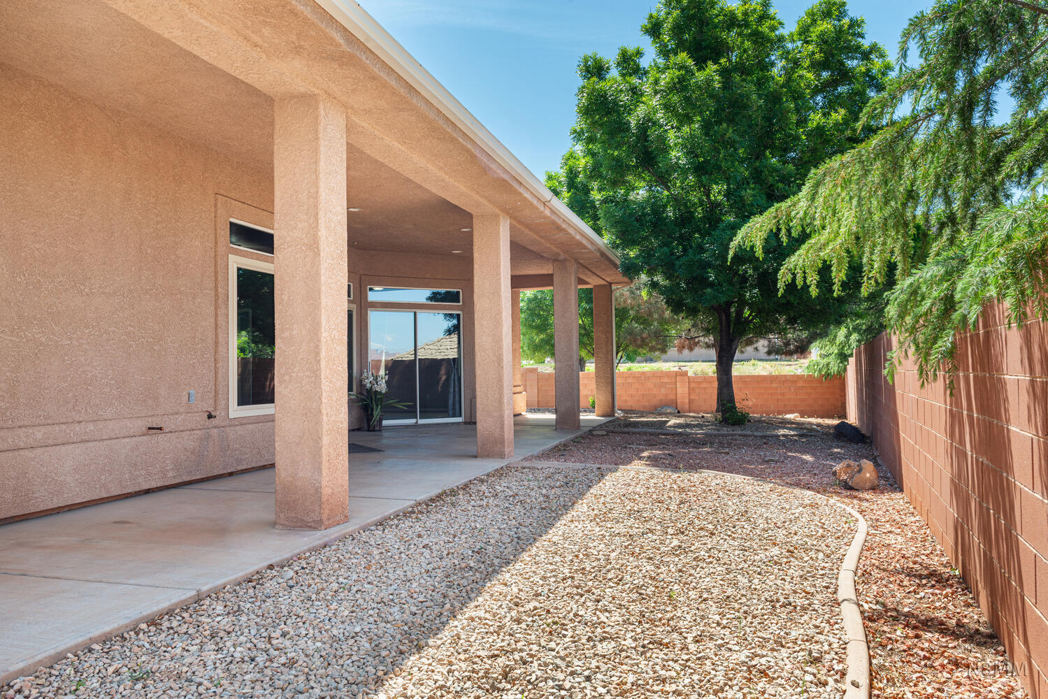 PAINTED HILLS RLINGTON HEIGHTS - Residential