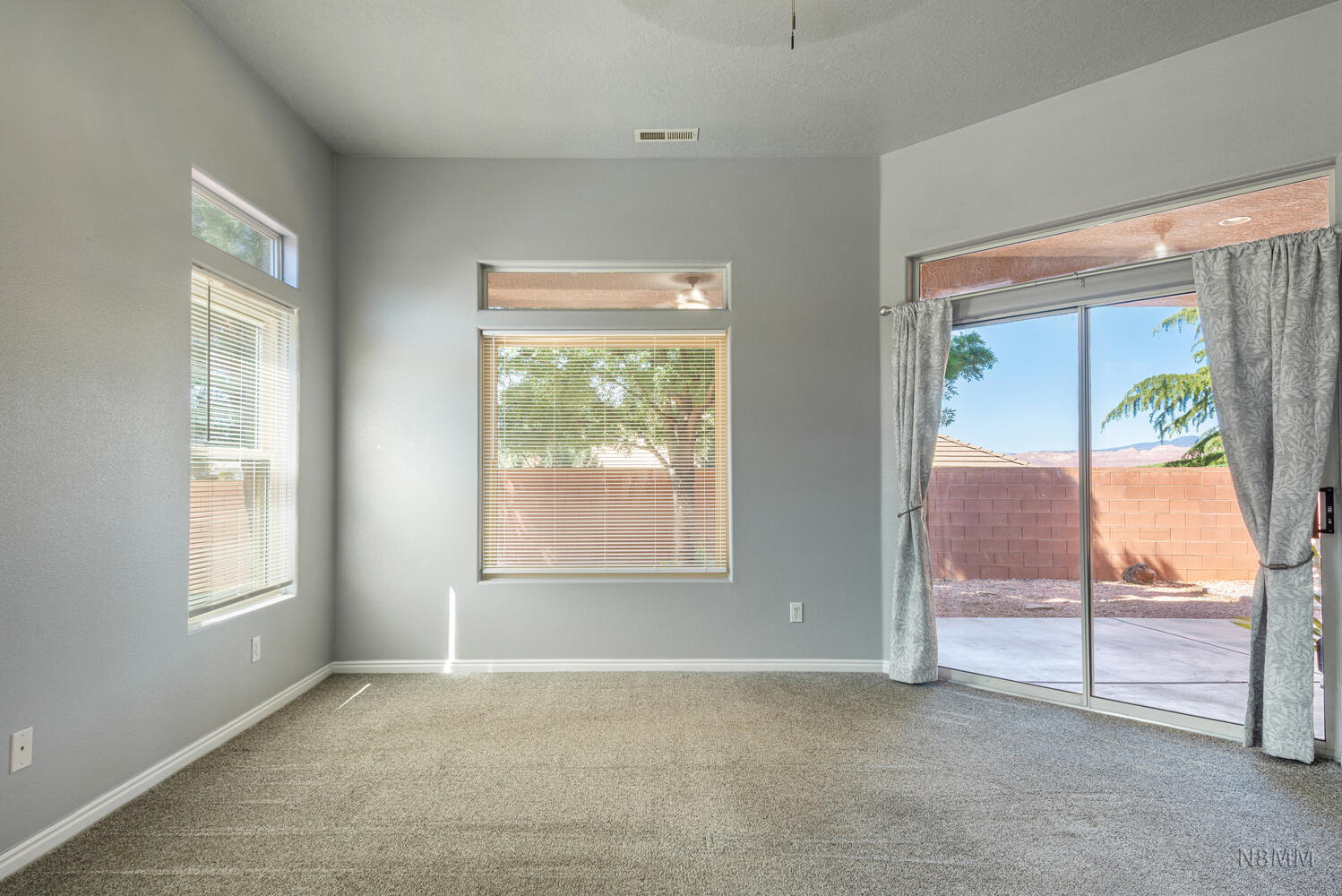 PAINTED HILLS RLINGTON HEIGHTS - Residential