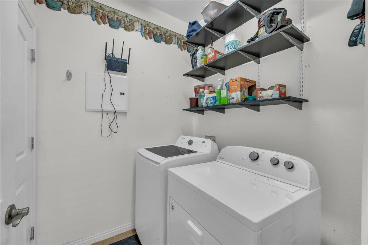 CORAL CANYON - Residential